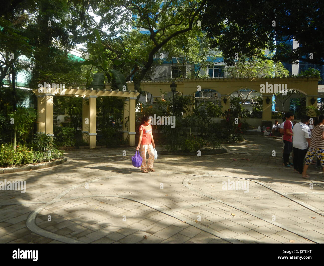0186 Barangay Maysilo Circle Monuments Plainview Mandaluyong City Hall