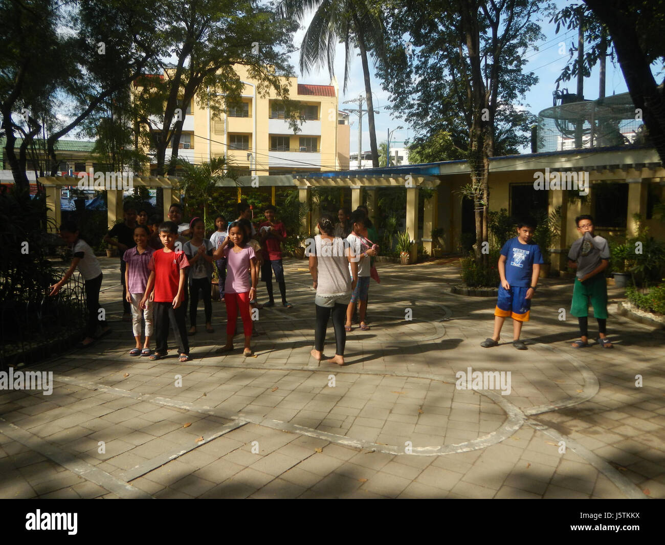 0186 Barangay Maysilo Circle Monuments Plainview Mandaluyong City Hall