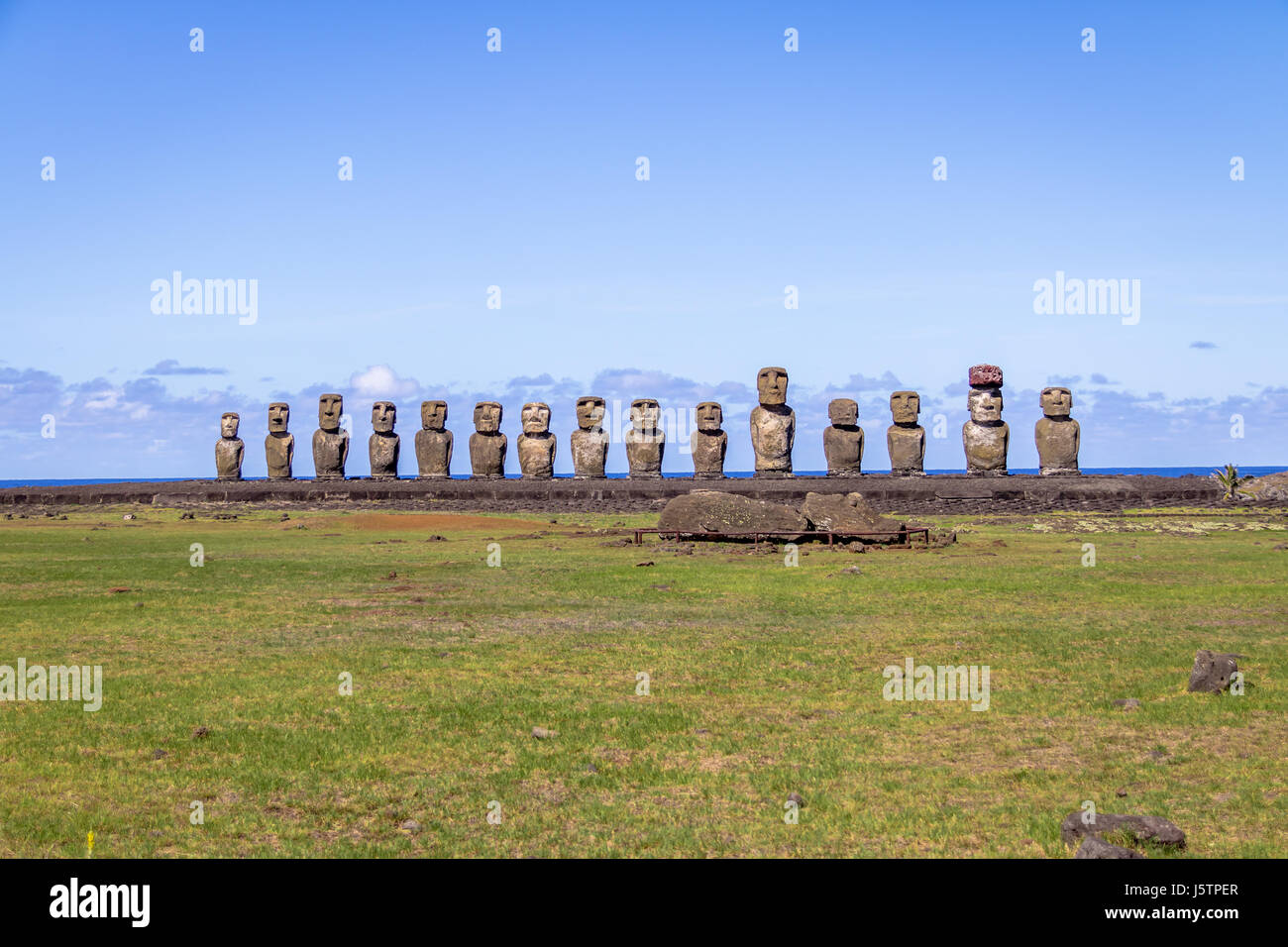 Moai Statues of Ahu Tongariki Easter Island, Chile Stock Photo Alamy