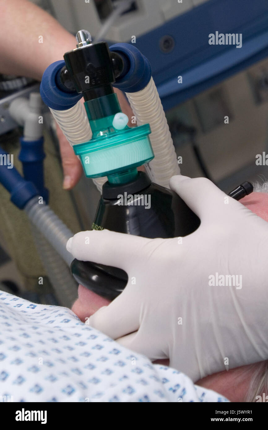 anesthesia before surgery Stock Photo Alamy