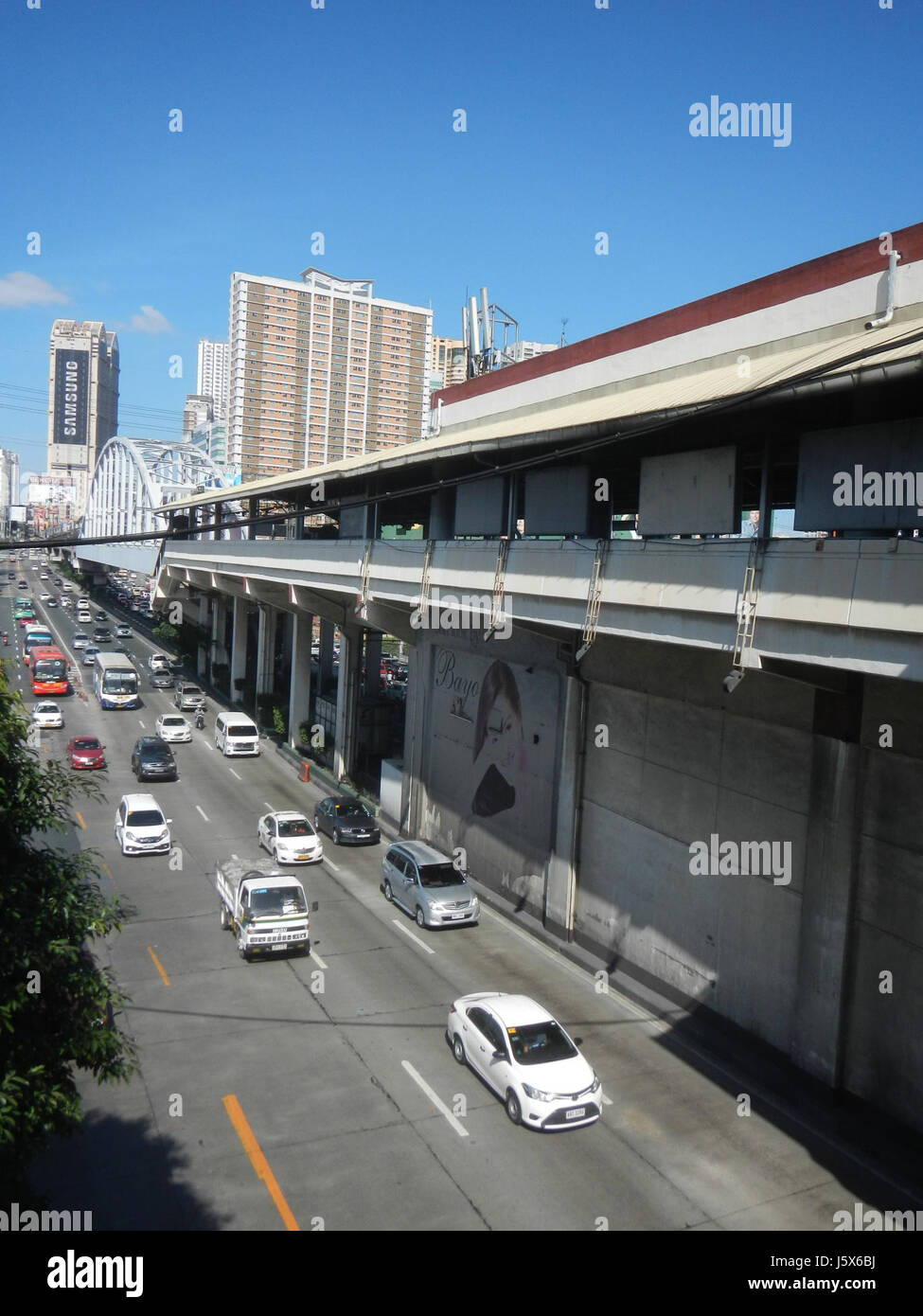 Guadalupe Mrt Station Map 0061 Guadalupe Makati Mandaluyong Bridge Mrt-30 Station Bridge Quezon  Avenue Edsa Stock Photo - Alamy