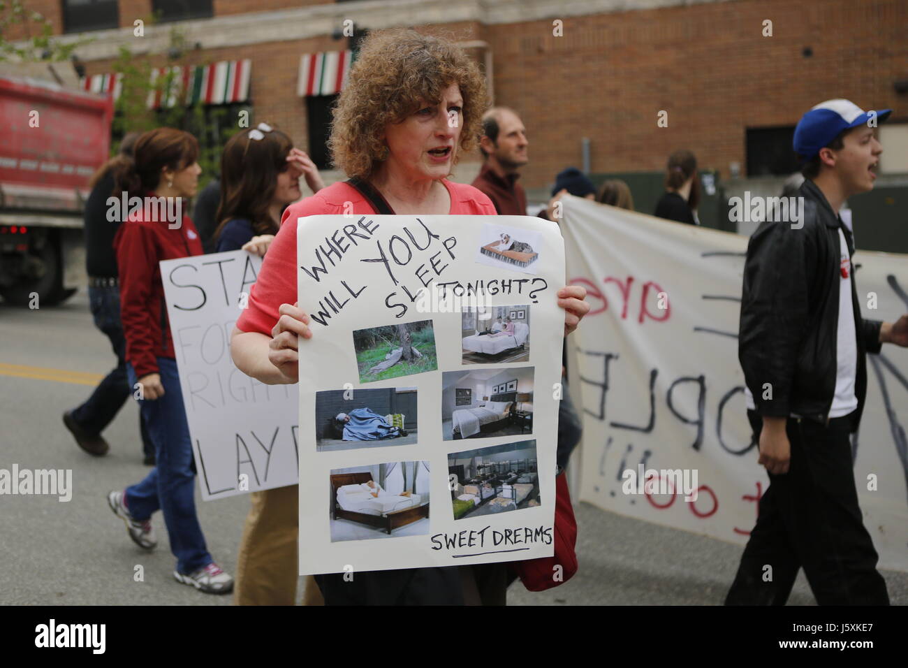 Homeless Rights Movement Homeless people experiencing poverty hi-res stock photography and ...