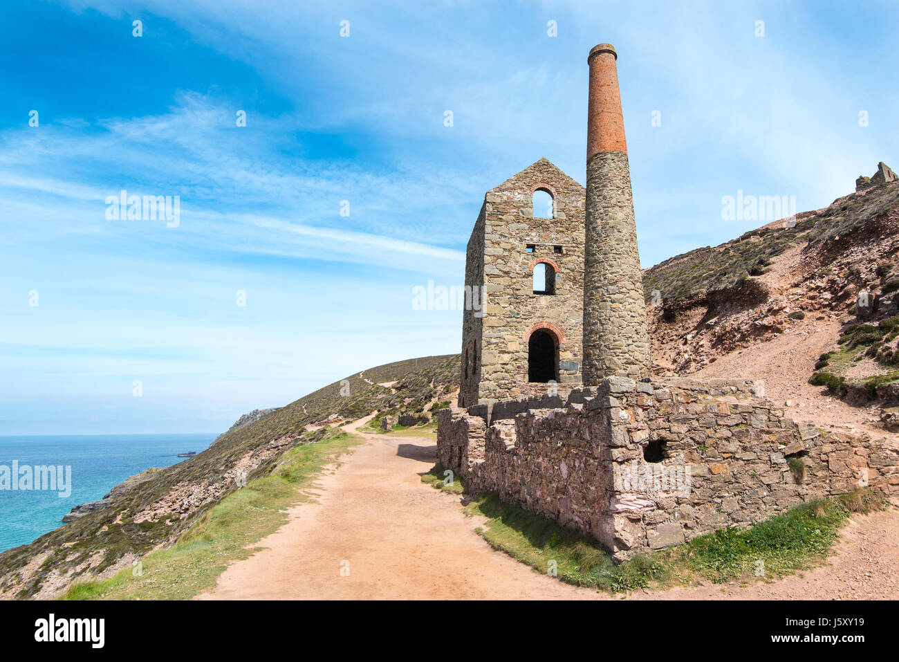 CHAPEL PORTH, CORNWALL, UK - 24APR2017: The Towanroath Engine House at Wheal Coates is sited adjacent to the South West Coastal Footpath. Stock Photo