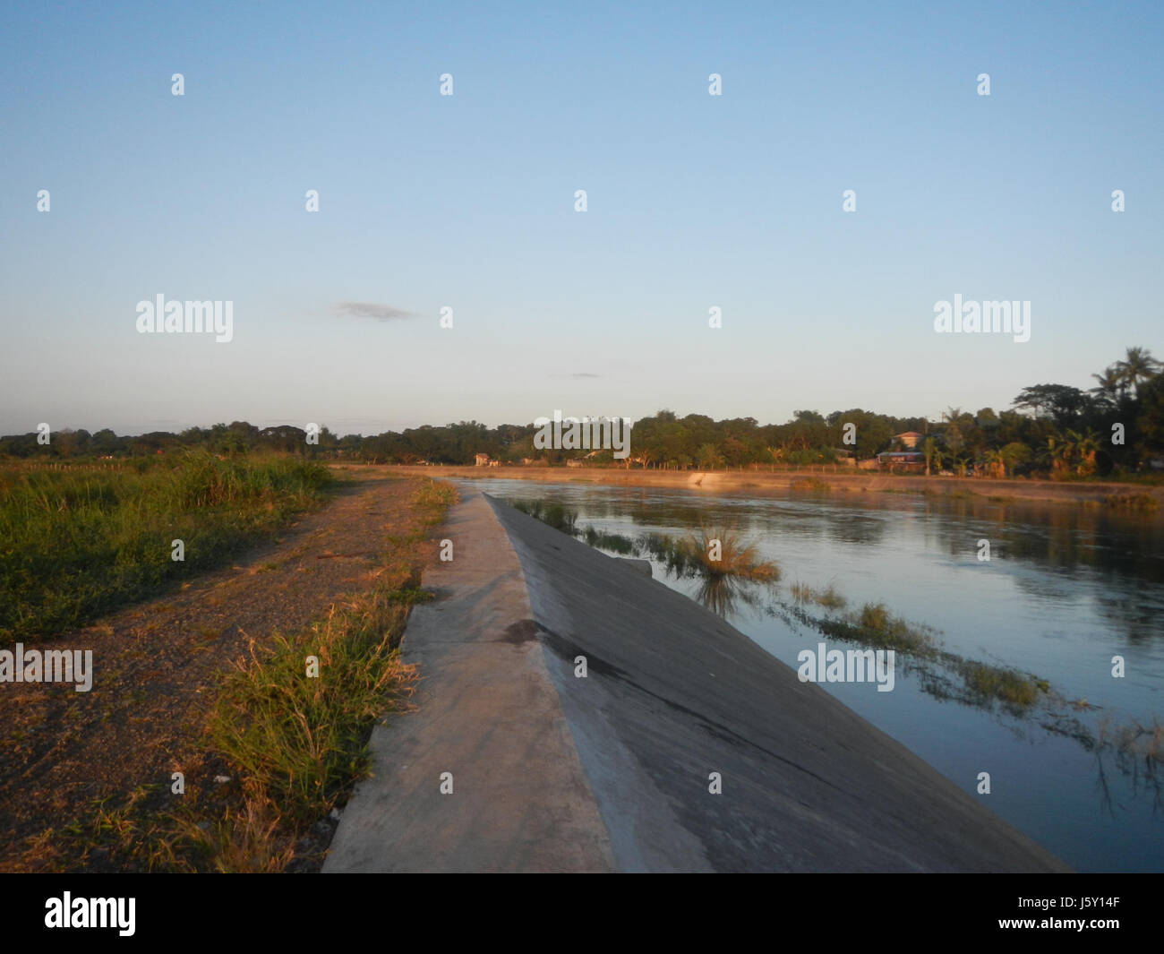 0499 Grasslands creeks Riprap construction slope protection Angat