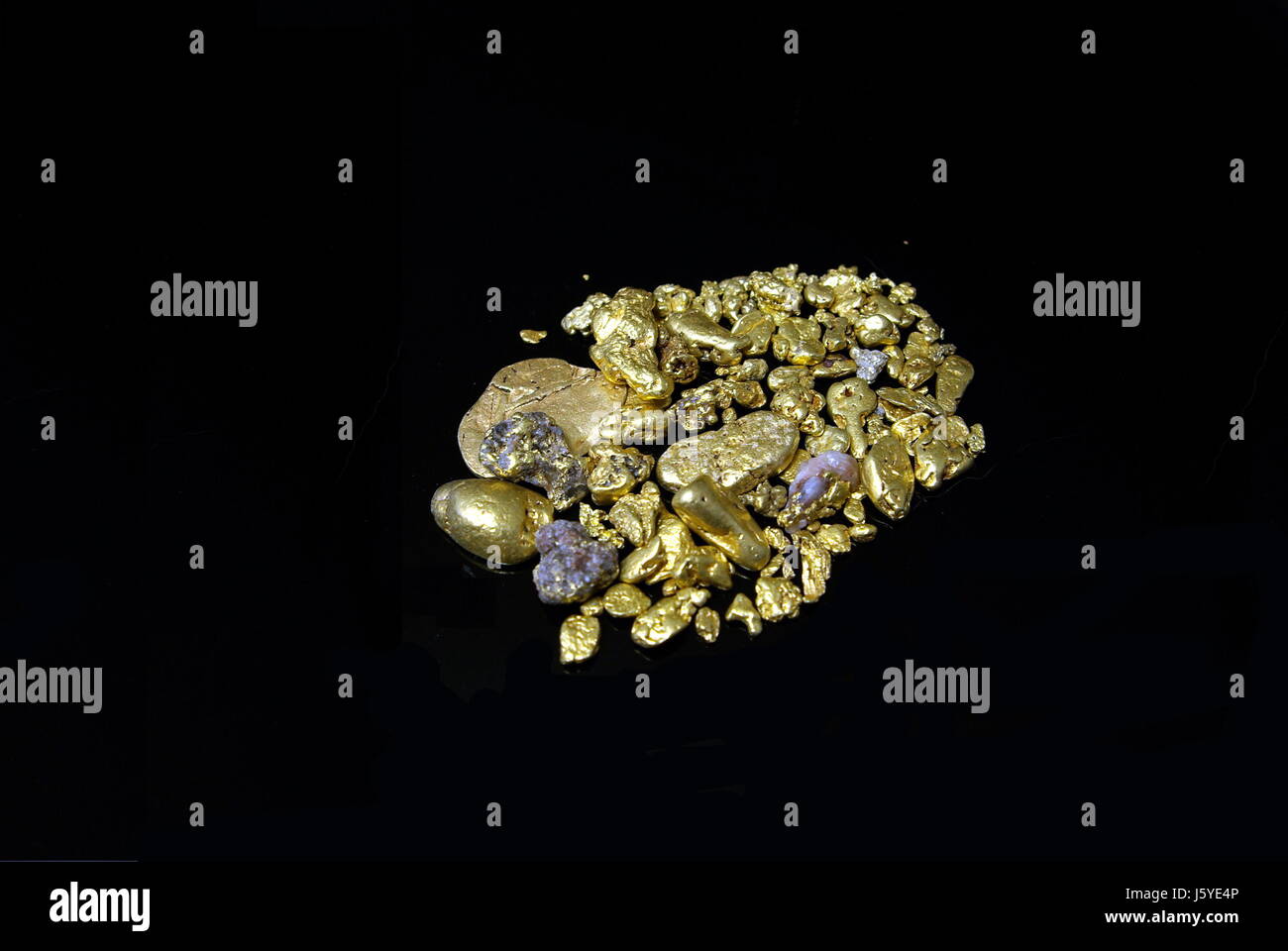 golden flakes gold california golden miner flakes gold mining mine