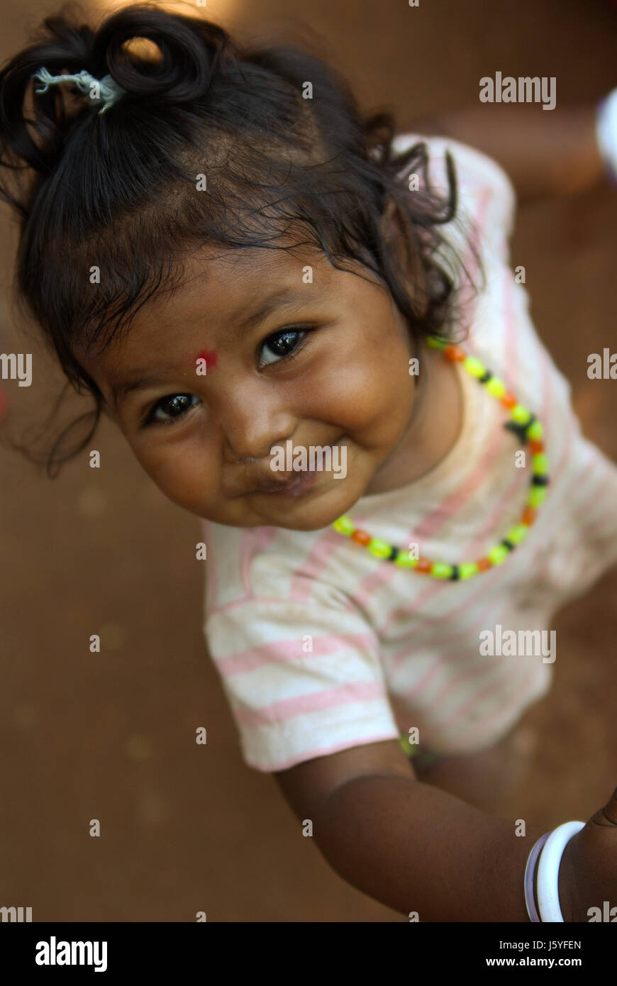 Indian child beggar hi-res stock photography and images - Alamy