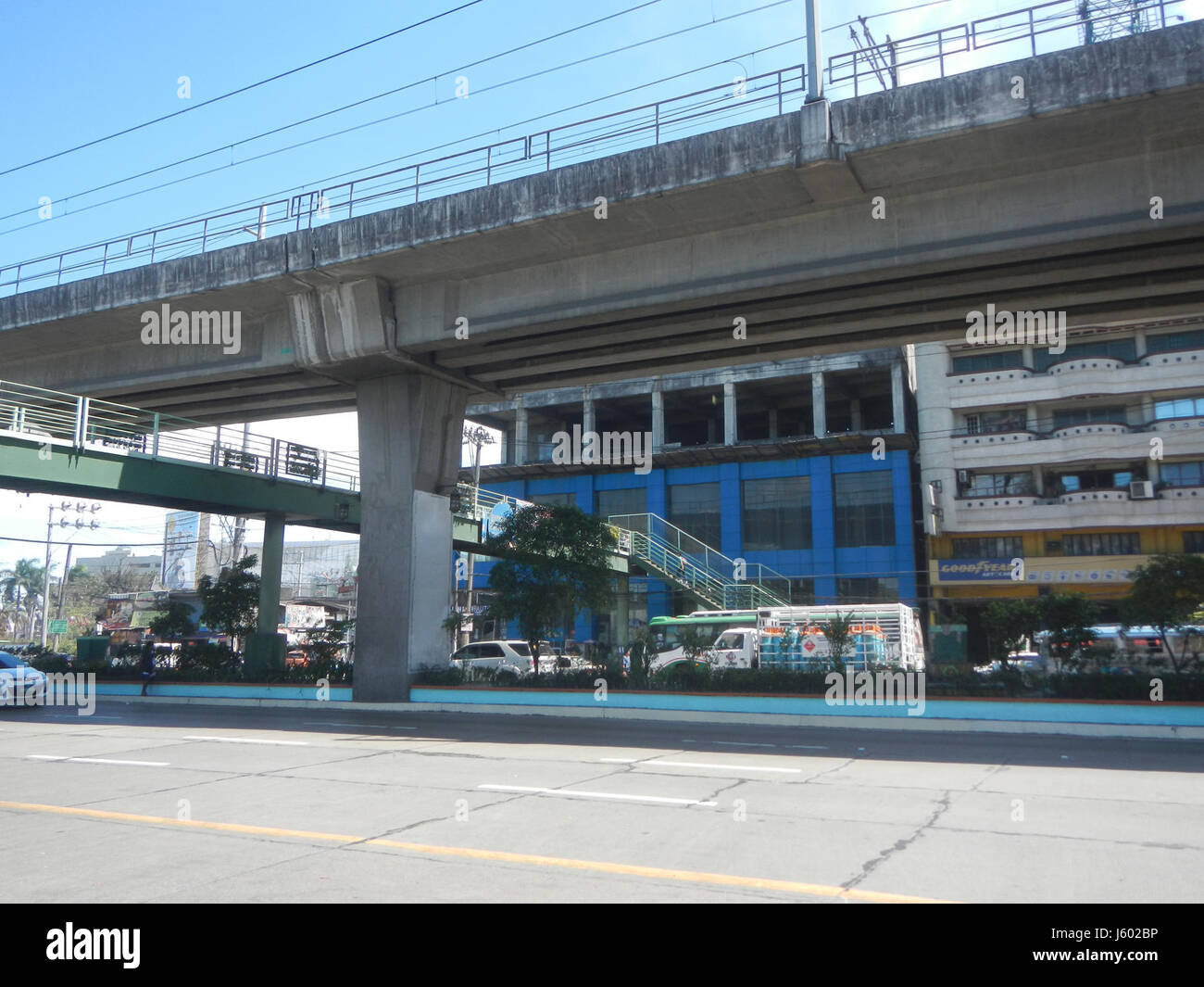 02869 Katipunan Footbridge EDSA Bagong Barrio West Caloocan City  03 Stock Photo