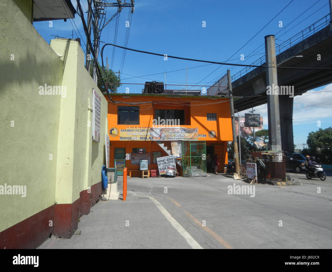 02869 Katipunan Footbridge EDSA Bagong Barrio West Caloocan City  11 Stock Photo