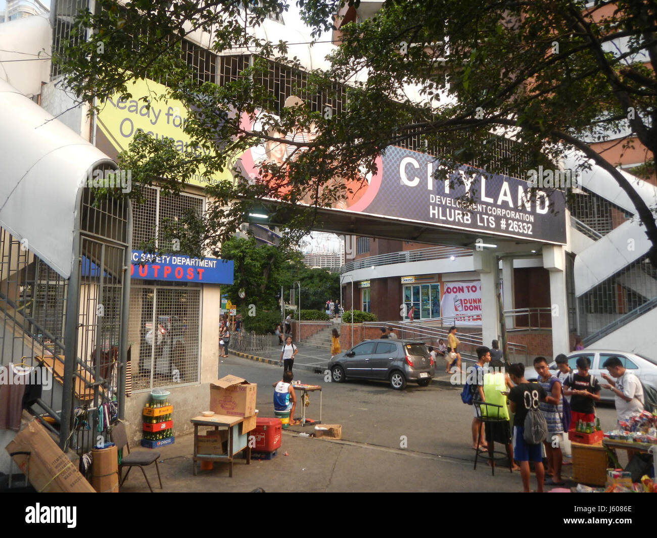 0265 Buendia Makati Executive Towers Pio del Pilar San Antonio Makati