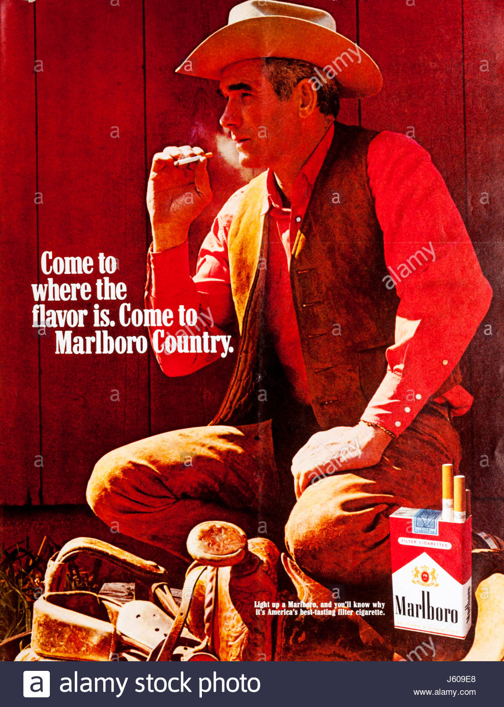 1970s magazine advert advertising Marlboro cigarettes Stock Photo
