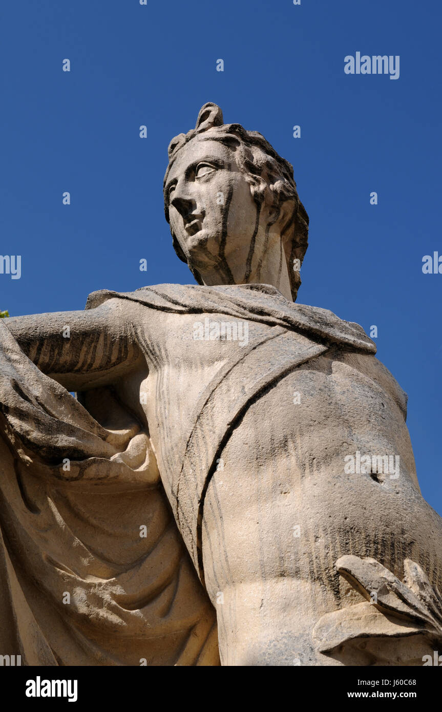 statue warrior fig leaf park garden stone austrians sculpture marble