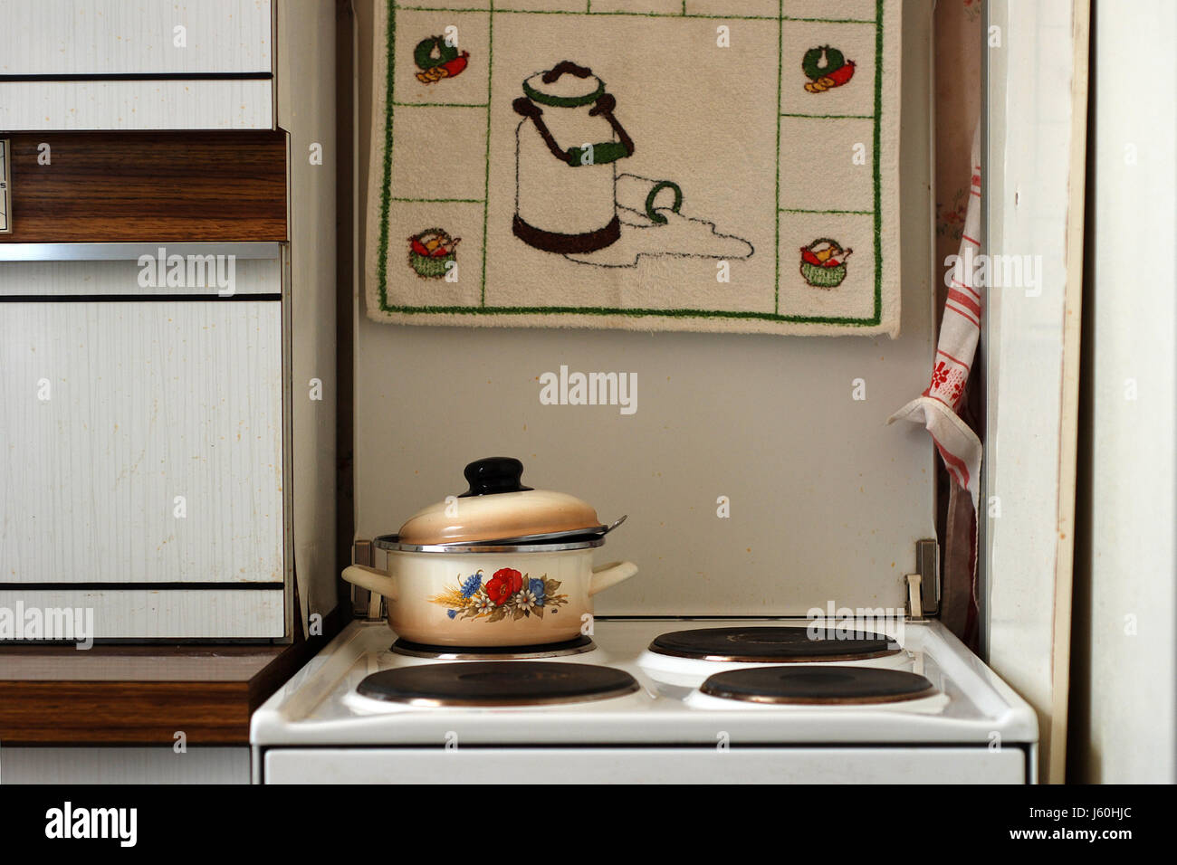 Old cooking range hires stock photography and images Alamy