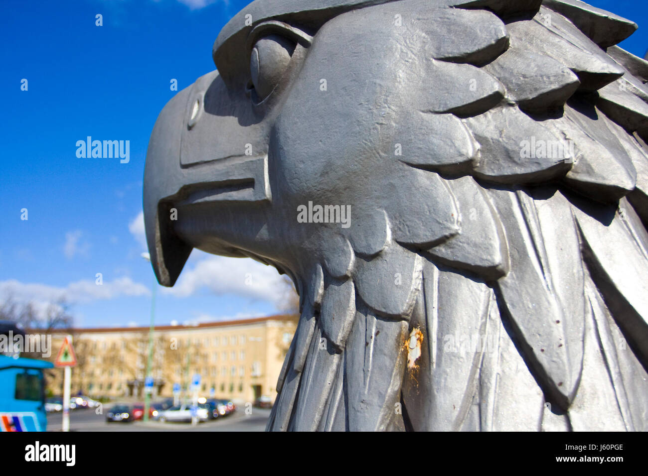 monument berlin eagle airlift monument usa america berlin eagle bust head eagle Stock Photo