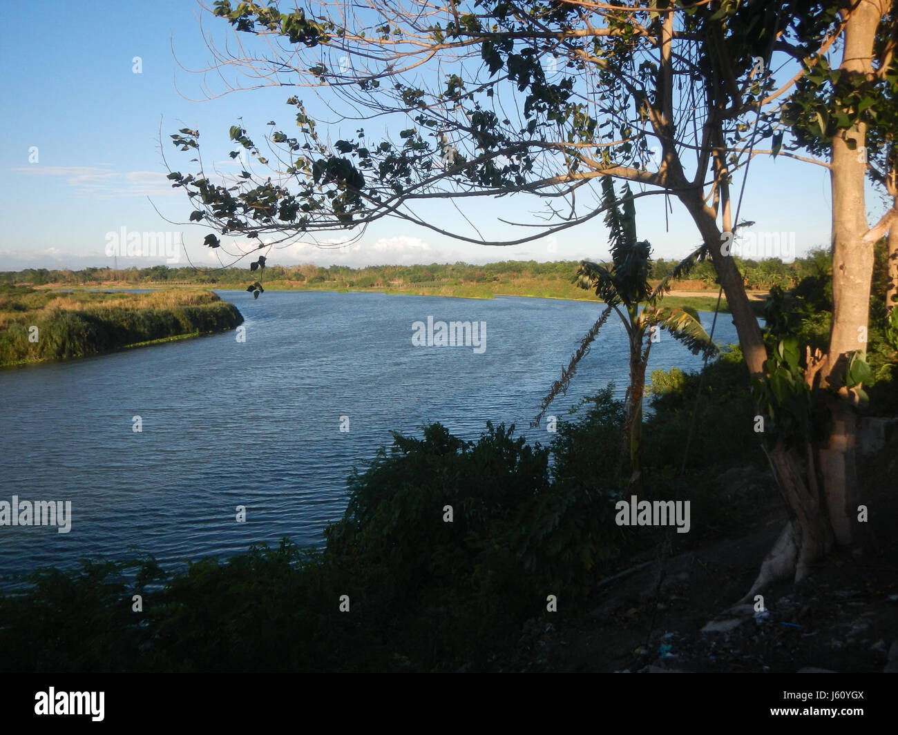 03176 San Isidro, Nueva Ecija River Roads River 19 Stock Photo Alamy