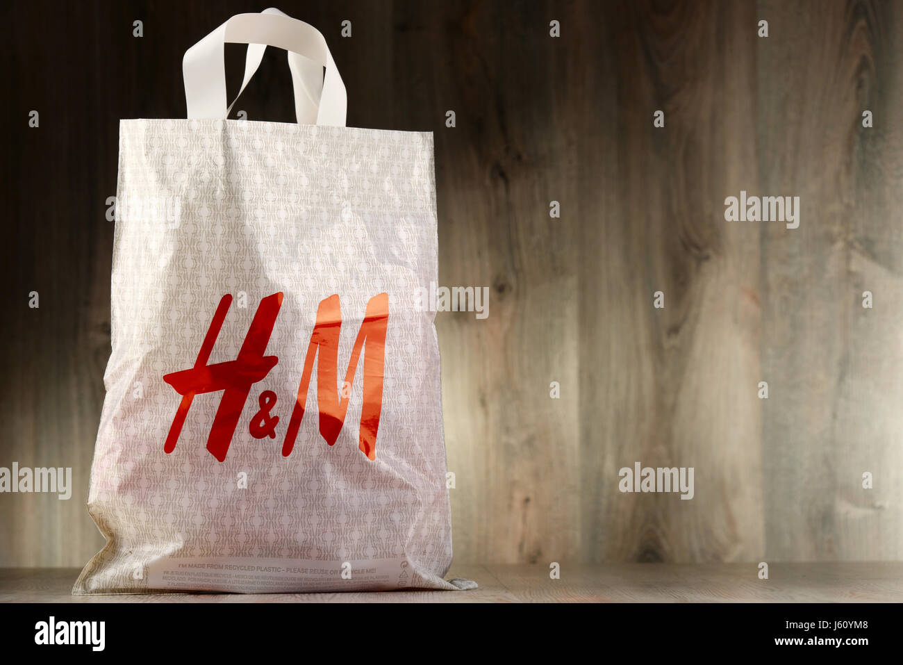 H m clothing hi-res stock photography and images - Page 8 - Alamy