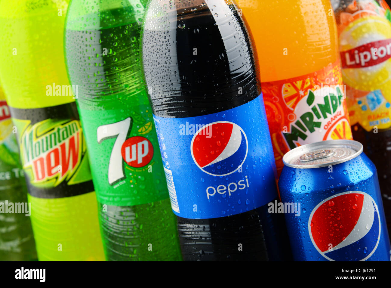Download Mountain Dew Bottle High Resolution Stock Photography And Images Alamy PSD Mockup Templates
