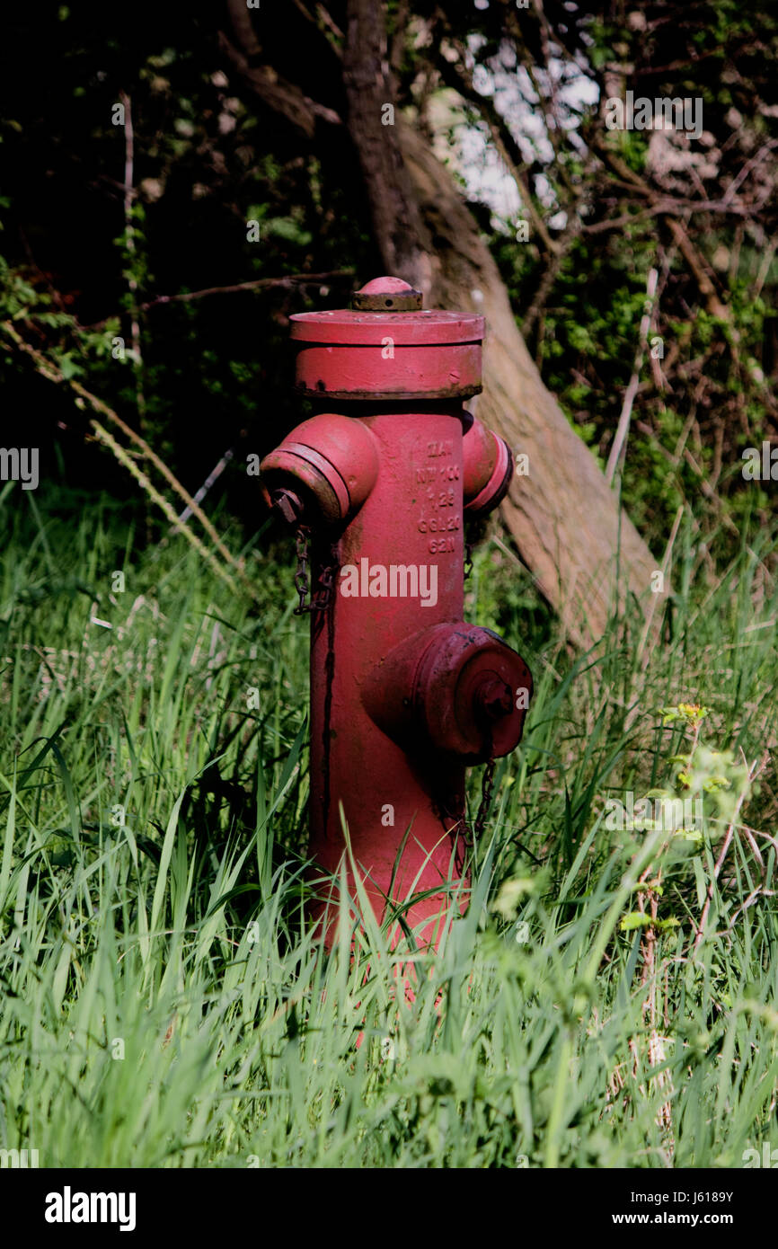 closed fireplug access valve water for firefighting red close colour