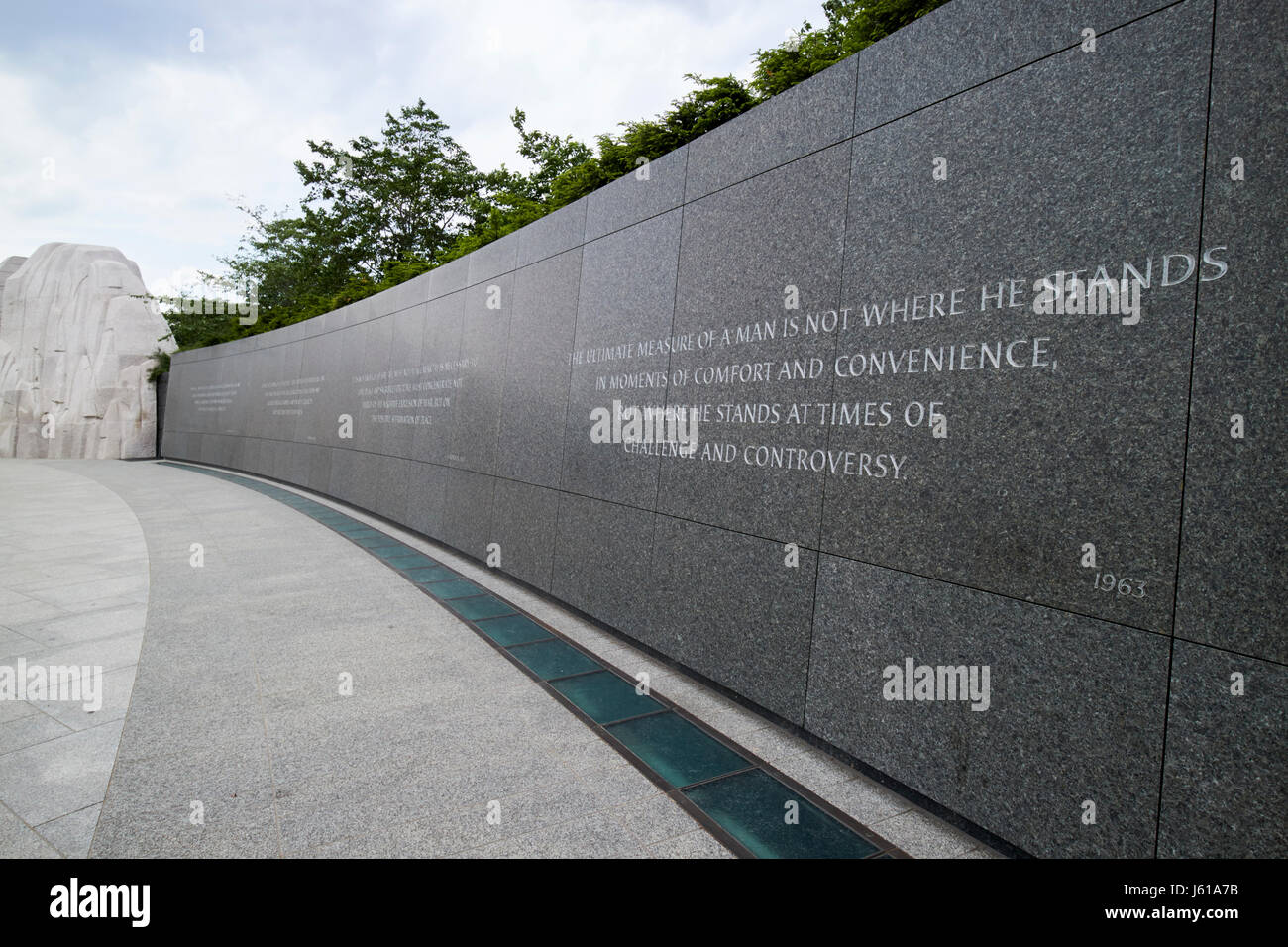 Memorial monument quote hi-res stock photography and images - Alamy