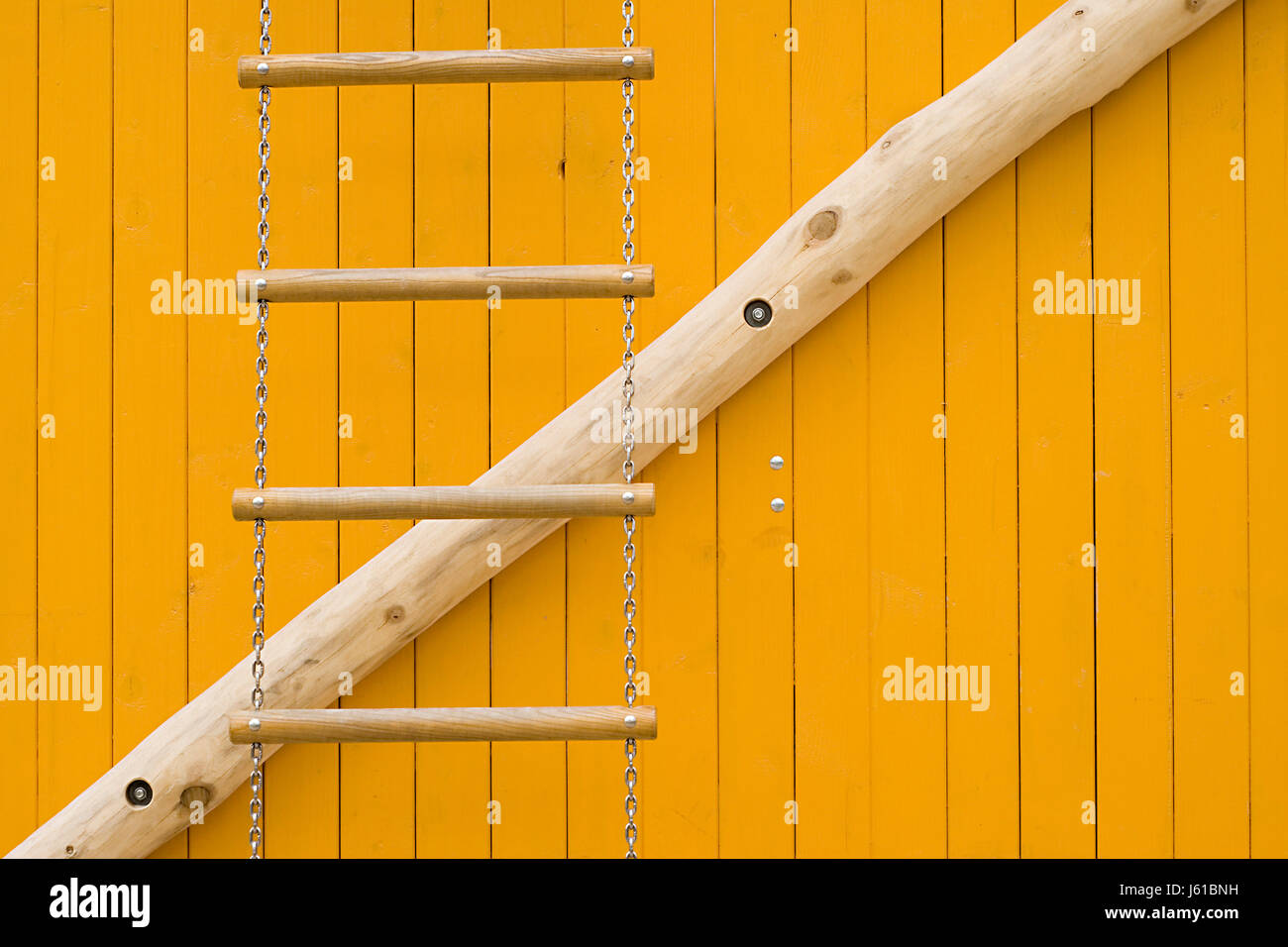 Rope ladder wall hi-res stock photography and images - Alamy