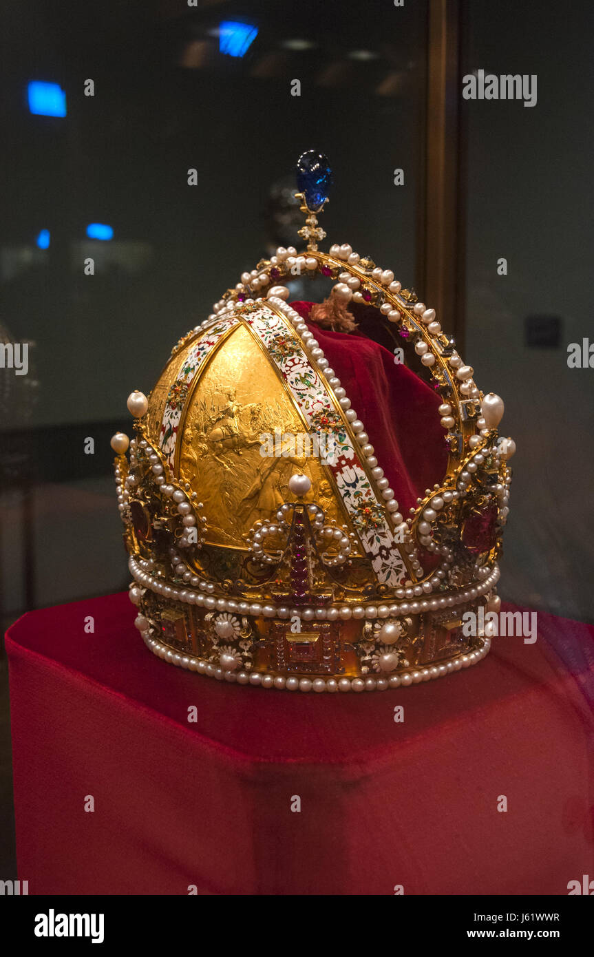 Austria, Vienna, Hofburg Imperial Palace, Schatzkammer Imperial Treasury, Imperial Crown Stock Photo