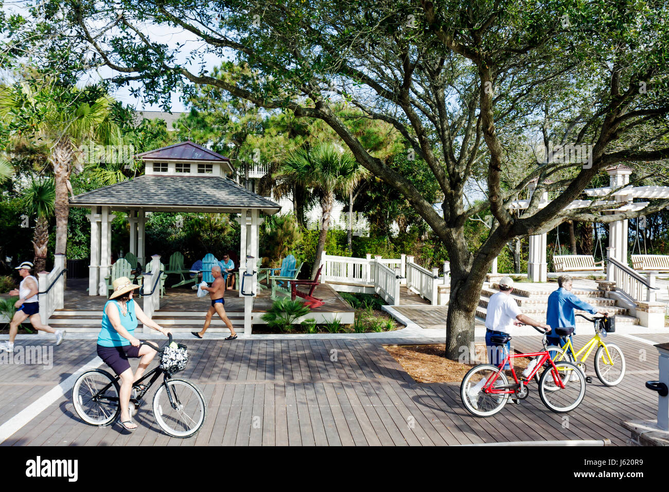 South Carolina,Beaufort County,Hilton Head Island,South Forest Beach,Atlantic Ocean,water,resort,Coligny Beach Park,public beach access,boardwalk,pavi Stock Photo