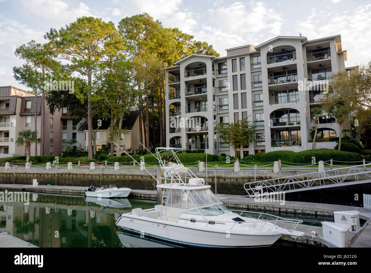Harbor Town Condominiums