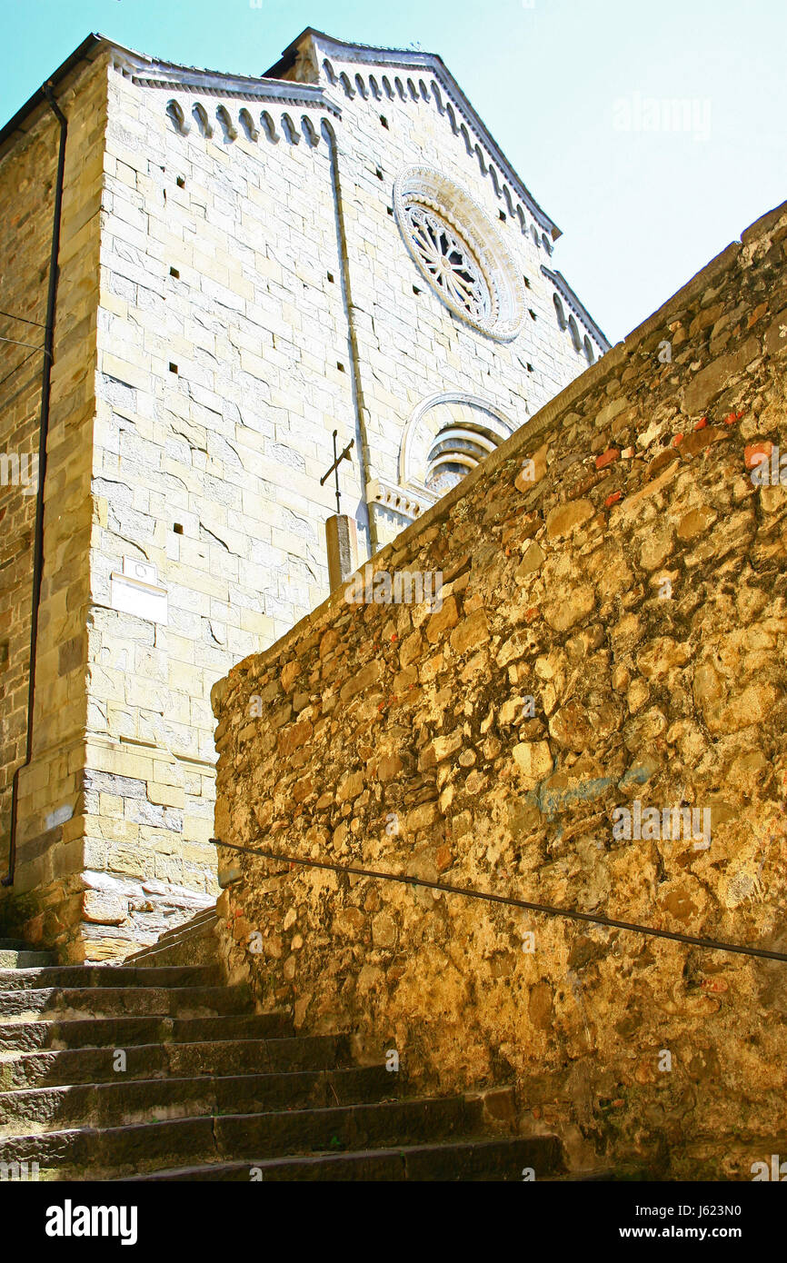 chiesa san pietro Stock Photo Alamy
