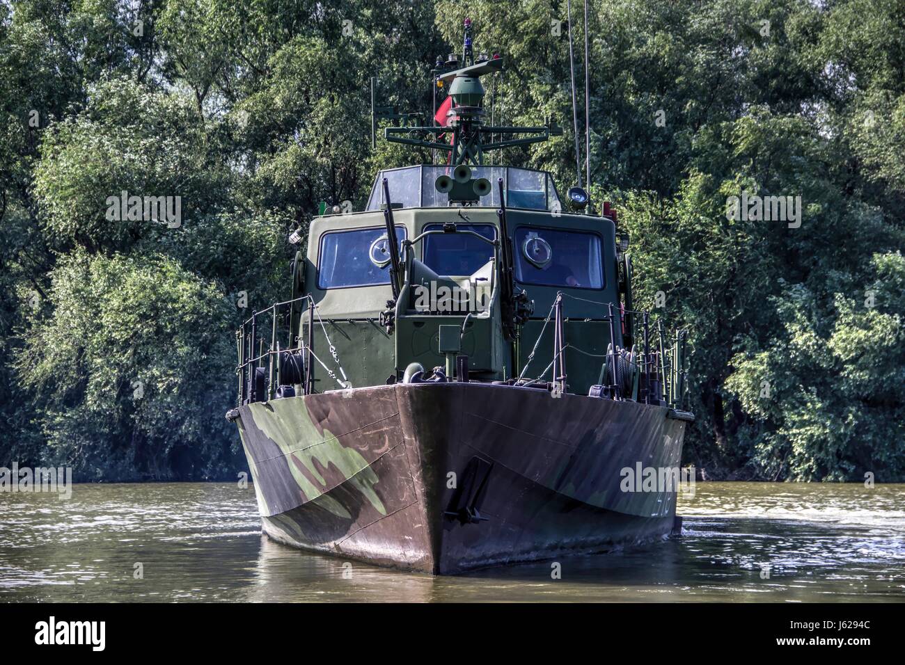 Belgrade, Serbia. 18th May 2017. Serbian River Fleet patrol boats class NESTIN patrolling along the Danube in the area next to the Great War Island. Credit: Bratislav Stefanovic/Alamy Live News Stock Photo