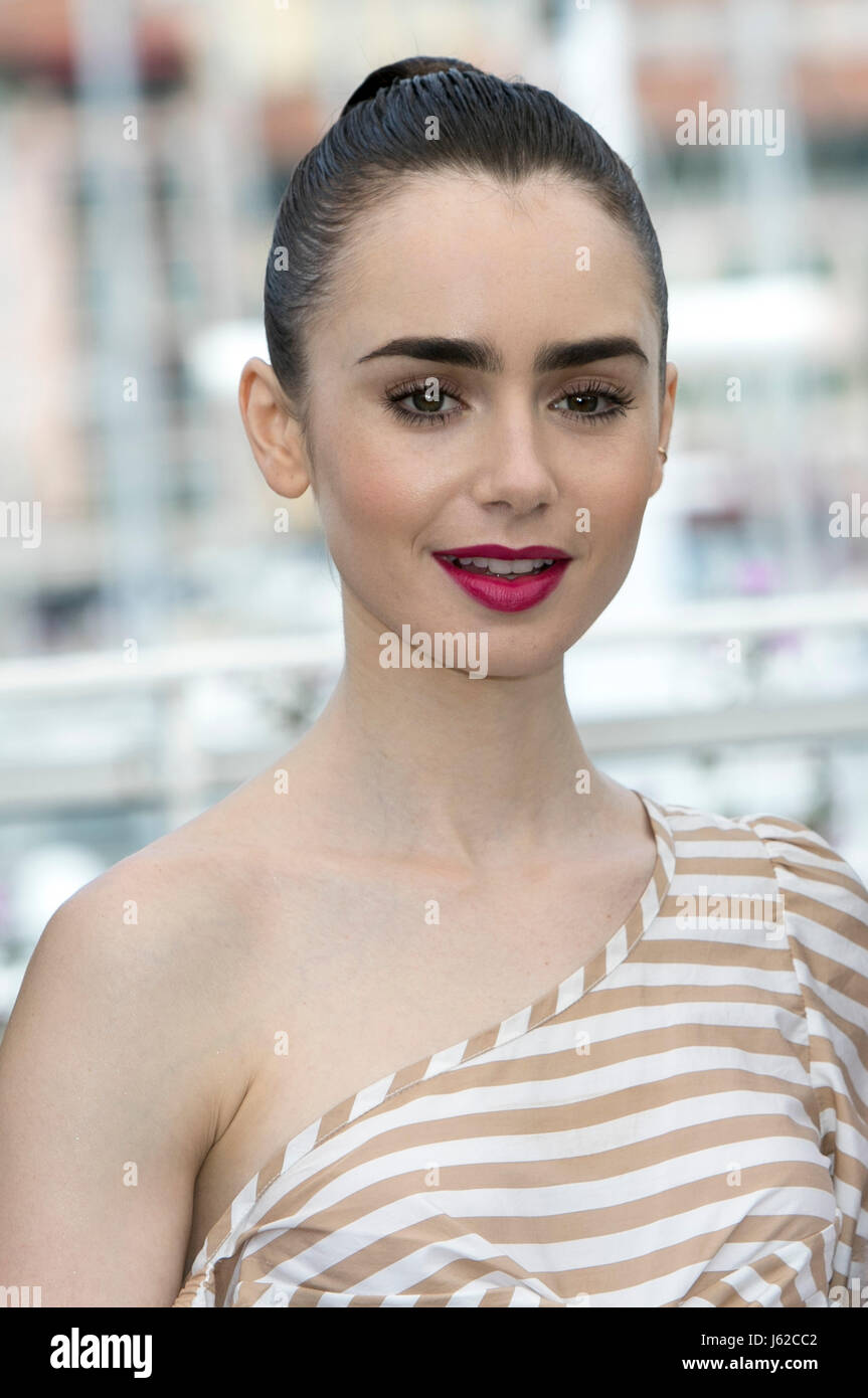 Cannes, France. 19th May, 2017. Lily Collins poses at the photocall of
