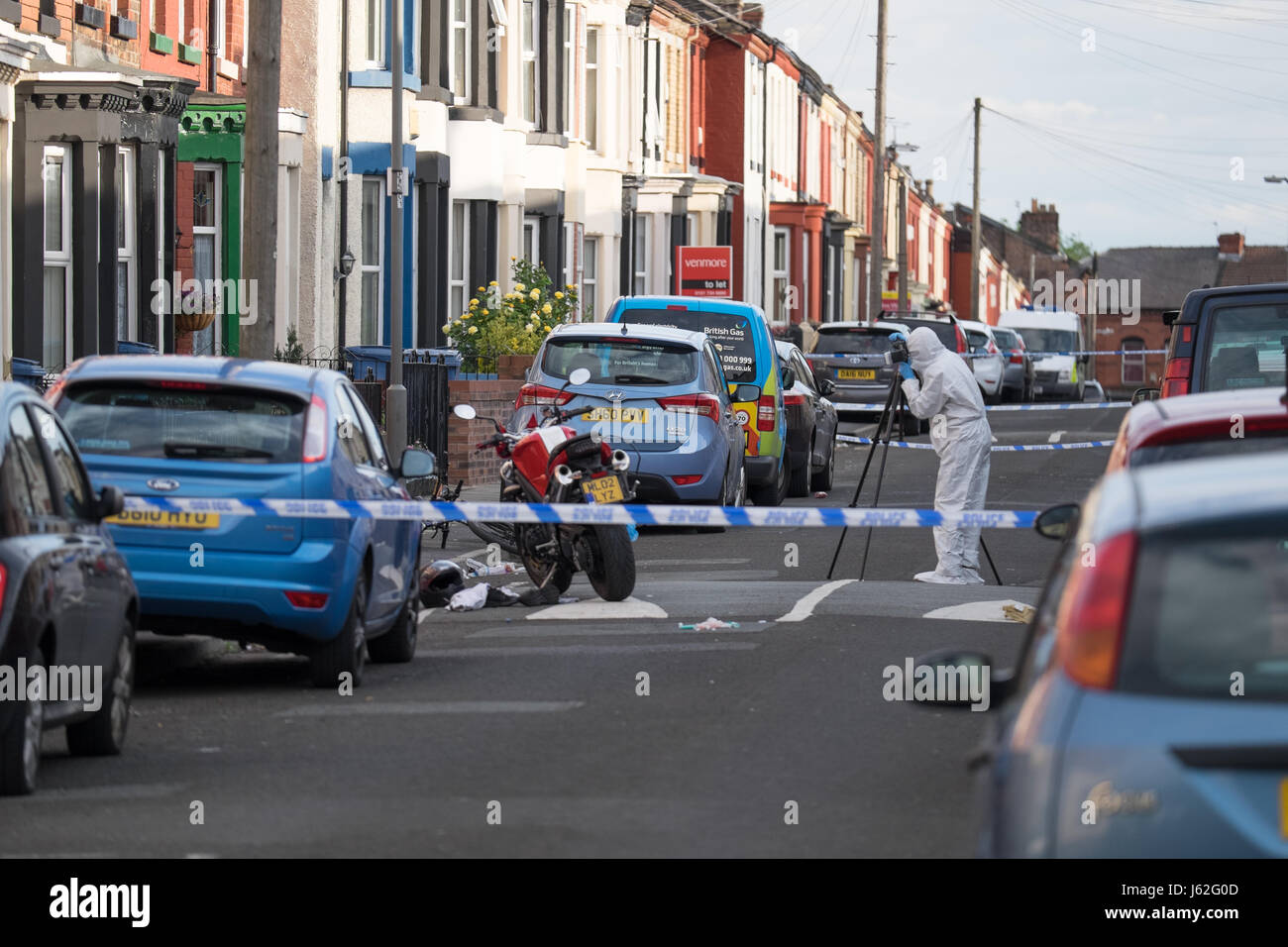 Liverpool, UK. 19th May, 2017. A 26-year-old man is reported to have been shot multiple times in an incident described as a 'targeted attack'. The incident took place on Stevenson Street in the Wavertree area of Liverpool at around 3:50pm on Friday, May 19, 2017. Credit: Christopher Middleton/Alamy Live News Stock Photo