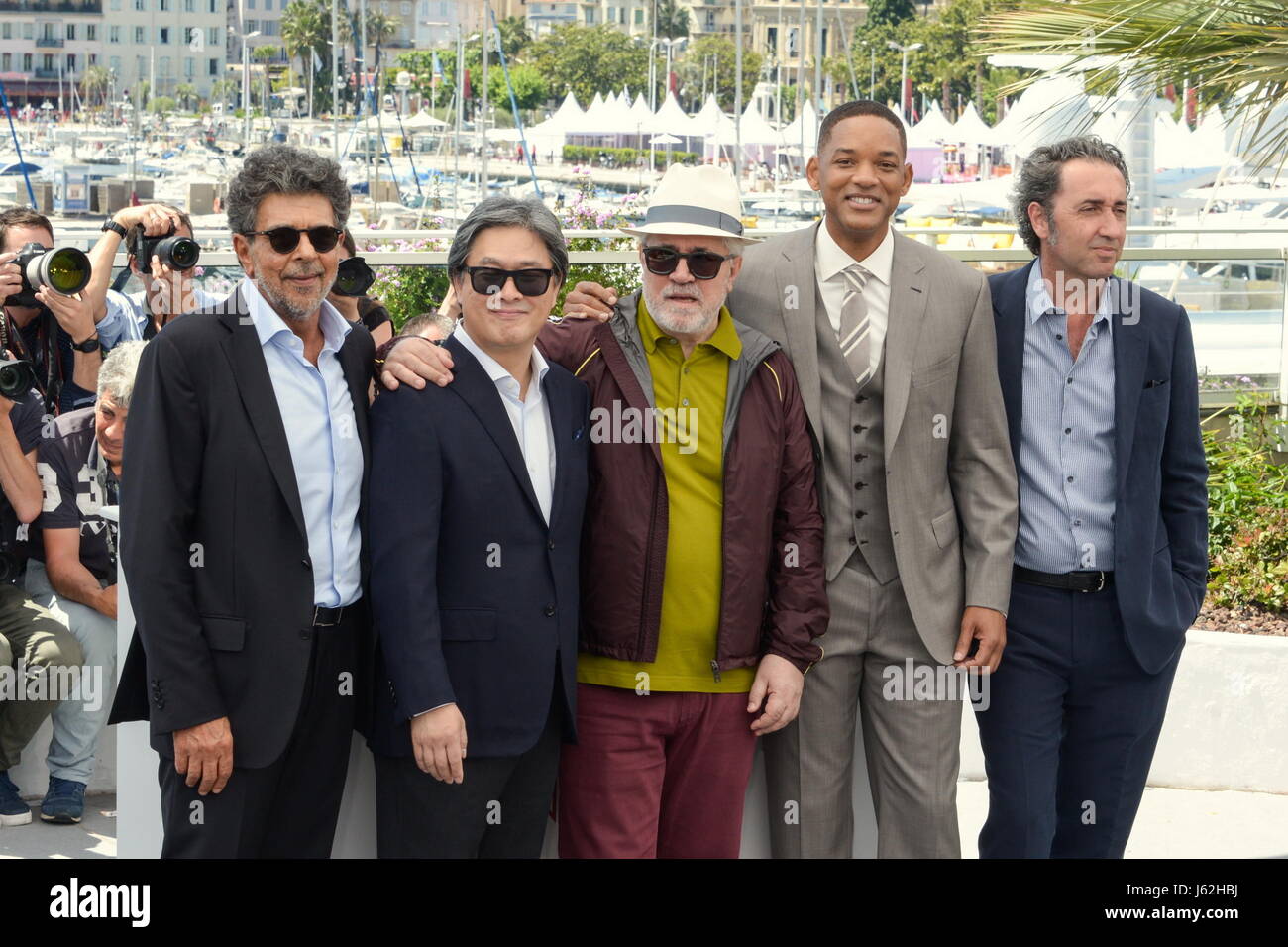 May 11, 2016 - Cannes, France - CANNES, FRANCE - MAY 17: (L-R) Jury members Gabriel Yared, Park Chan-wook, President of the jury Pedro Almodovar, jury members Will Smith and Paolo Sorrentino attends the Jury photocall during the 70th annual Cannes Film Festival at Palais des Festivals on May 17, 2017 in Cannes, France (Credit Image: © Frederick Injimbert via ZUMA Wire) Stock Photo