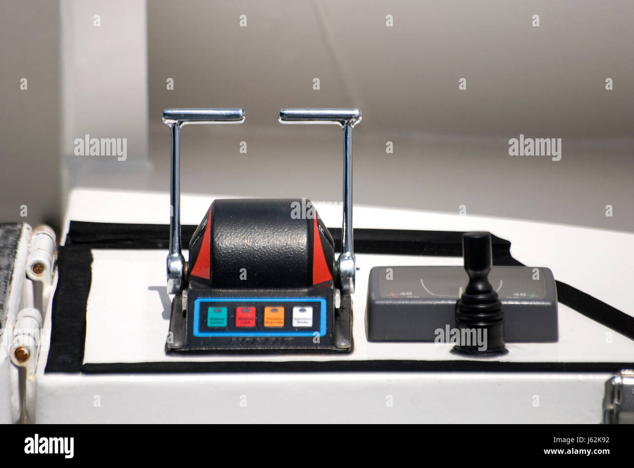 throttle a boat Stock Photo Alamy