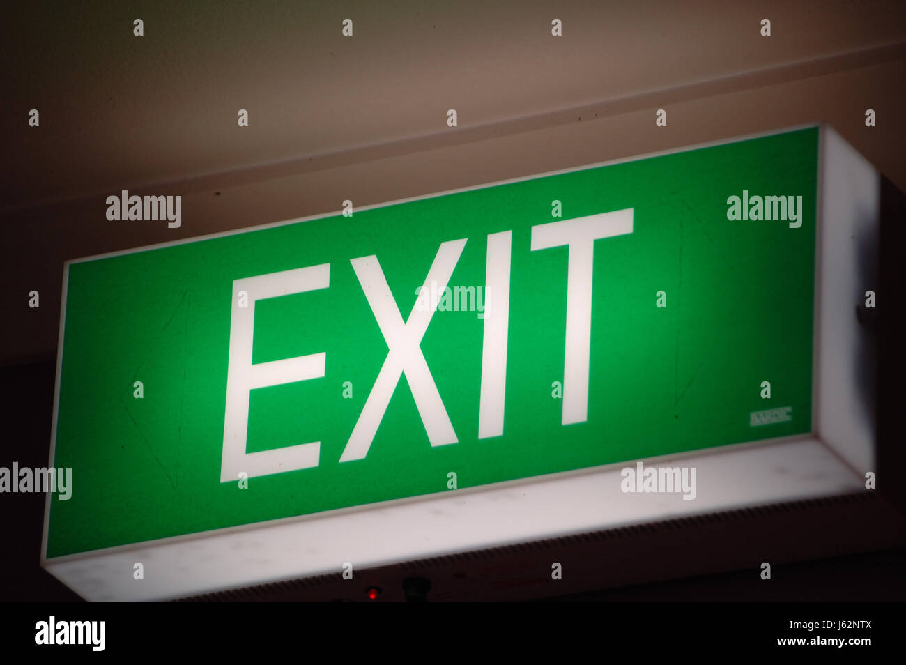 door glow exit escape leave sign green light door glow exit escape