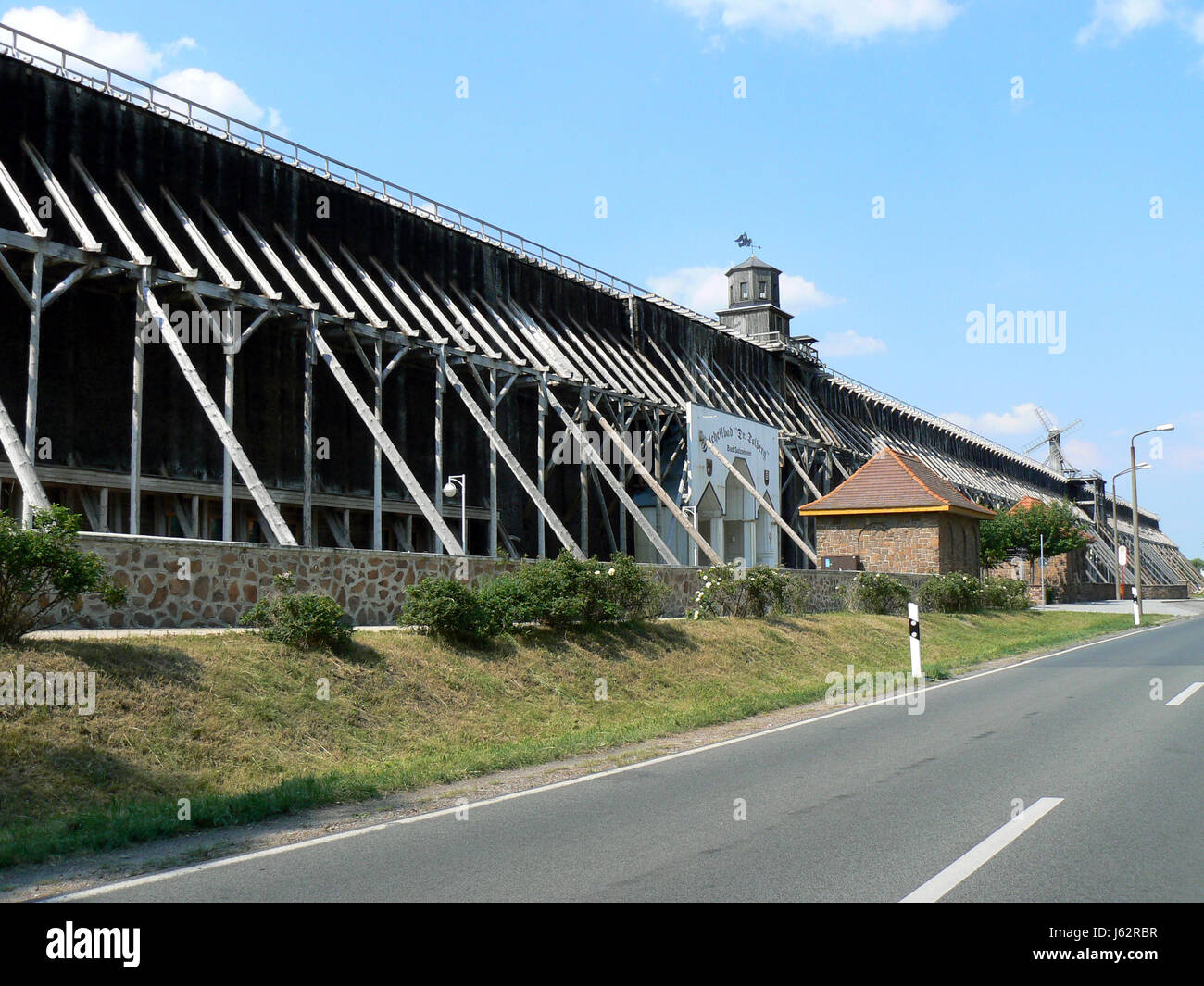 bathing resort spa mineral spring salt extraction blue style of