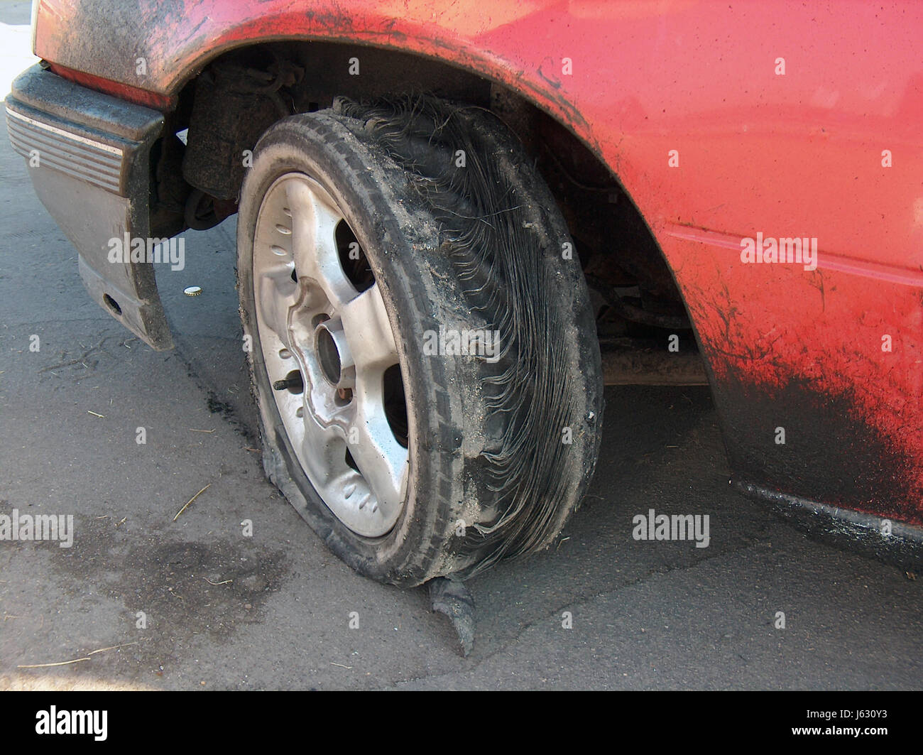 Tyre carcass hires stock photography and images Alamy
