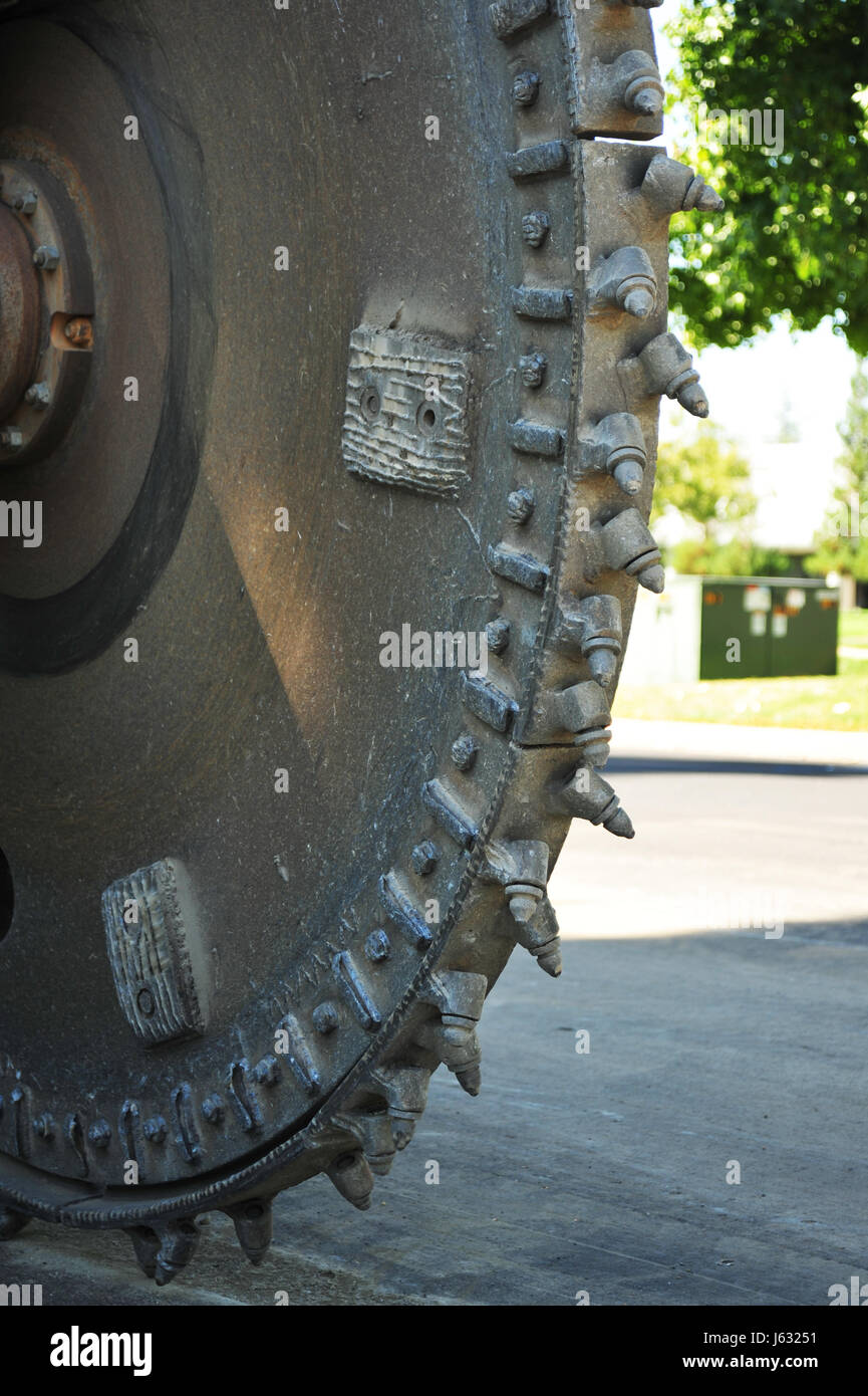 asphalt cut cutter road street roadway construction wheel teeth round ...