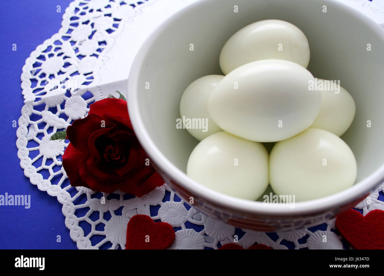 egg boiled eggs bowl food aliment hard egg boiled eggs gepellt gekochte eier Stock Photo