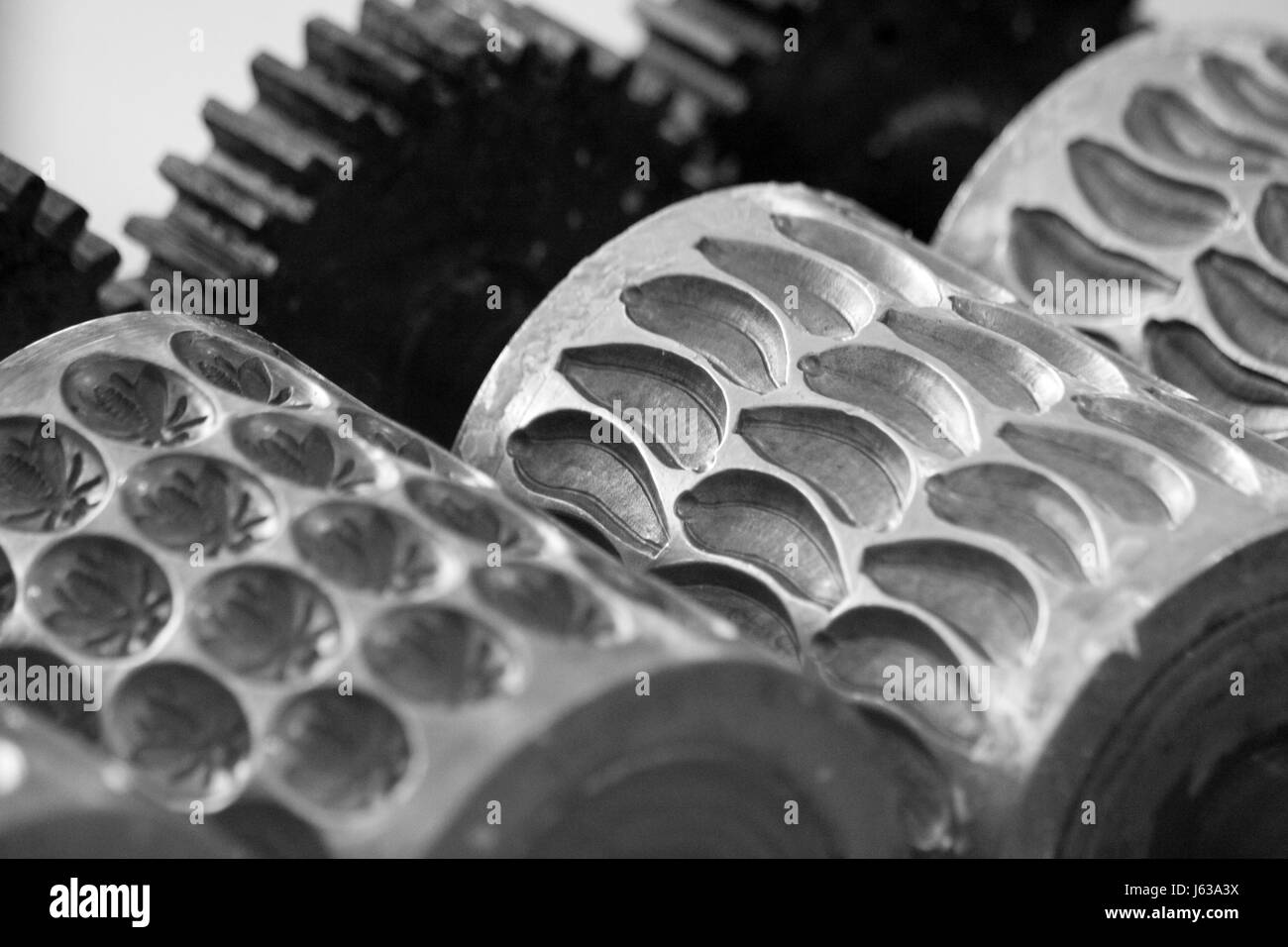 engine drive motor metal roll candies compressor engine drive motor bw