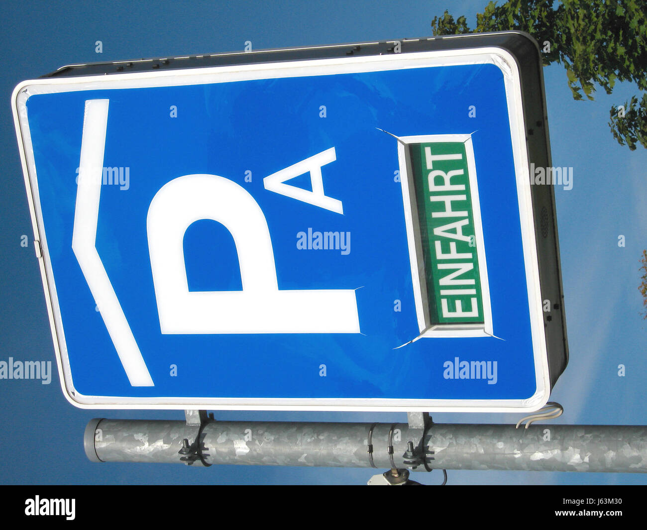 sign signal parking garage hint gateway parking information board pointing sign Stock Photo Alamy