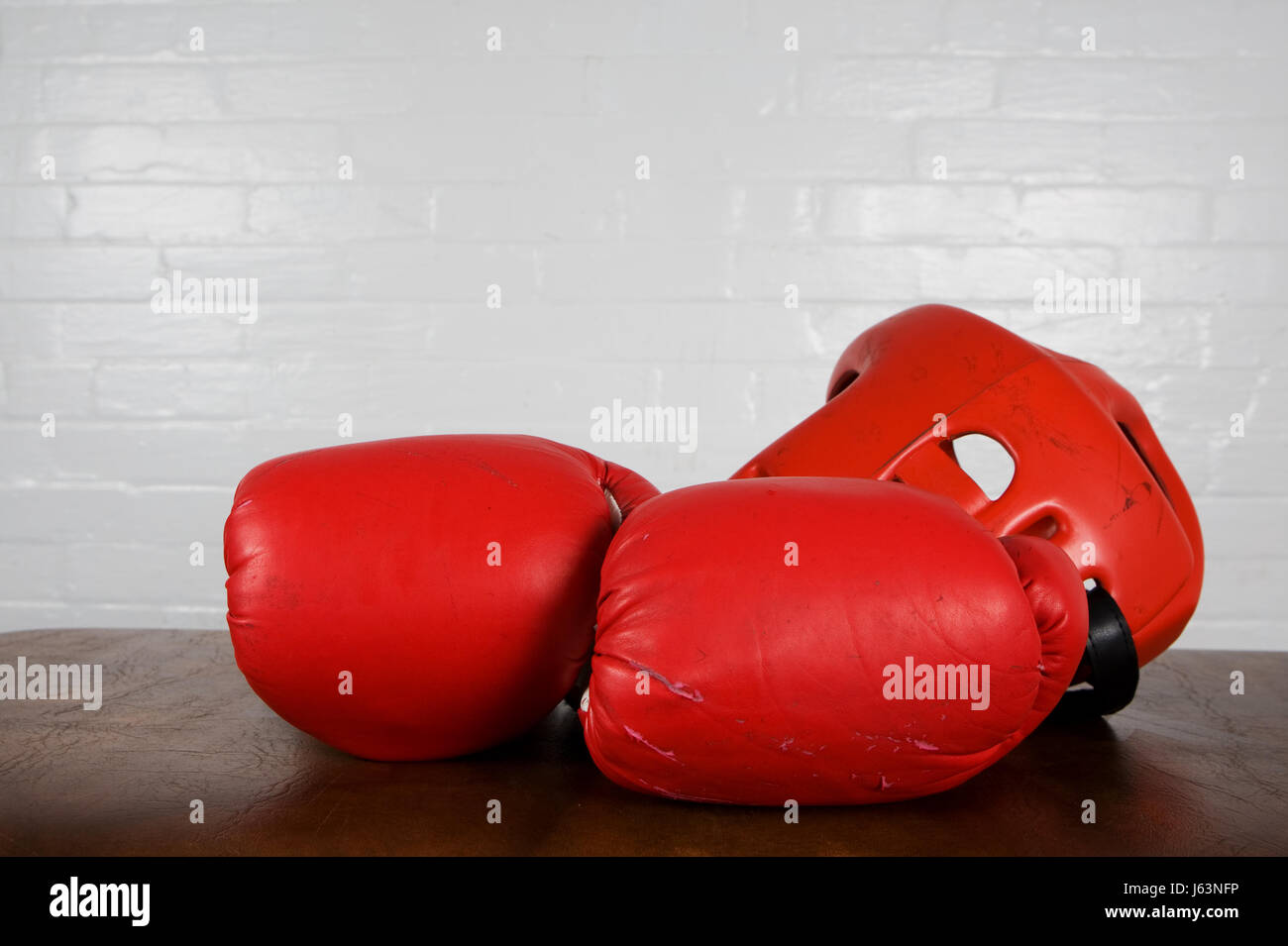 Bench boxing hi-res stock photography and images - Alamy