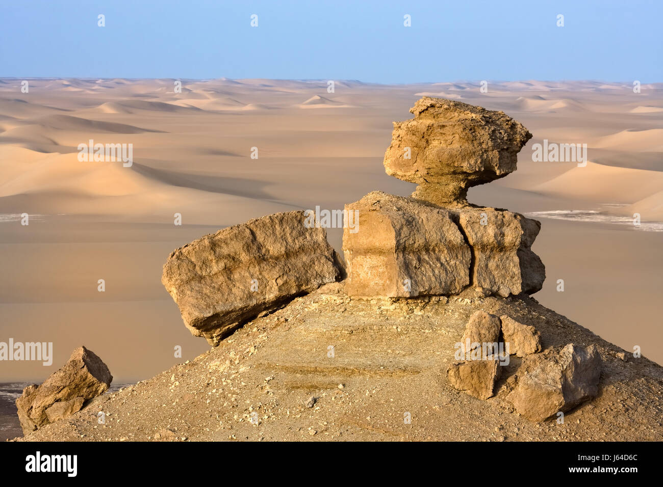 stone statue africa rock egypt sands sand head stone desert wasteland