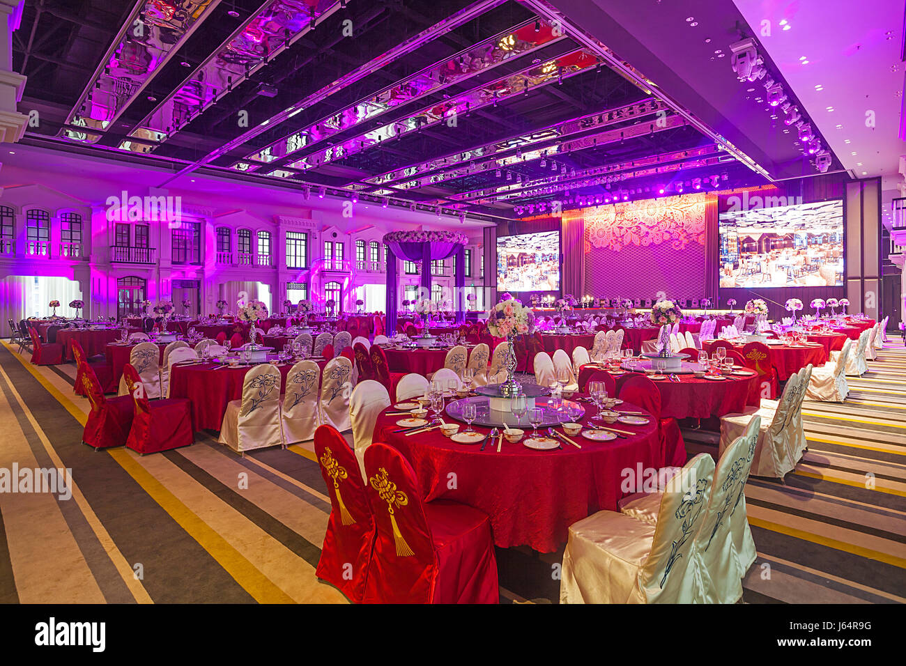 Traditional chinese banquet hall hires stock photography and images