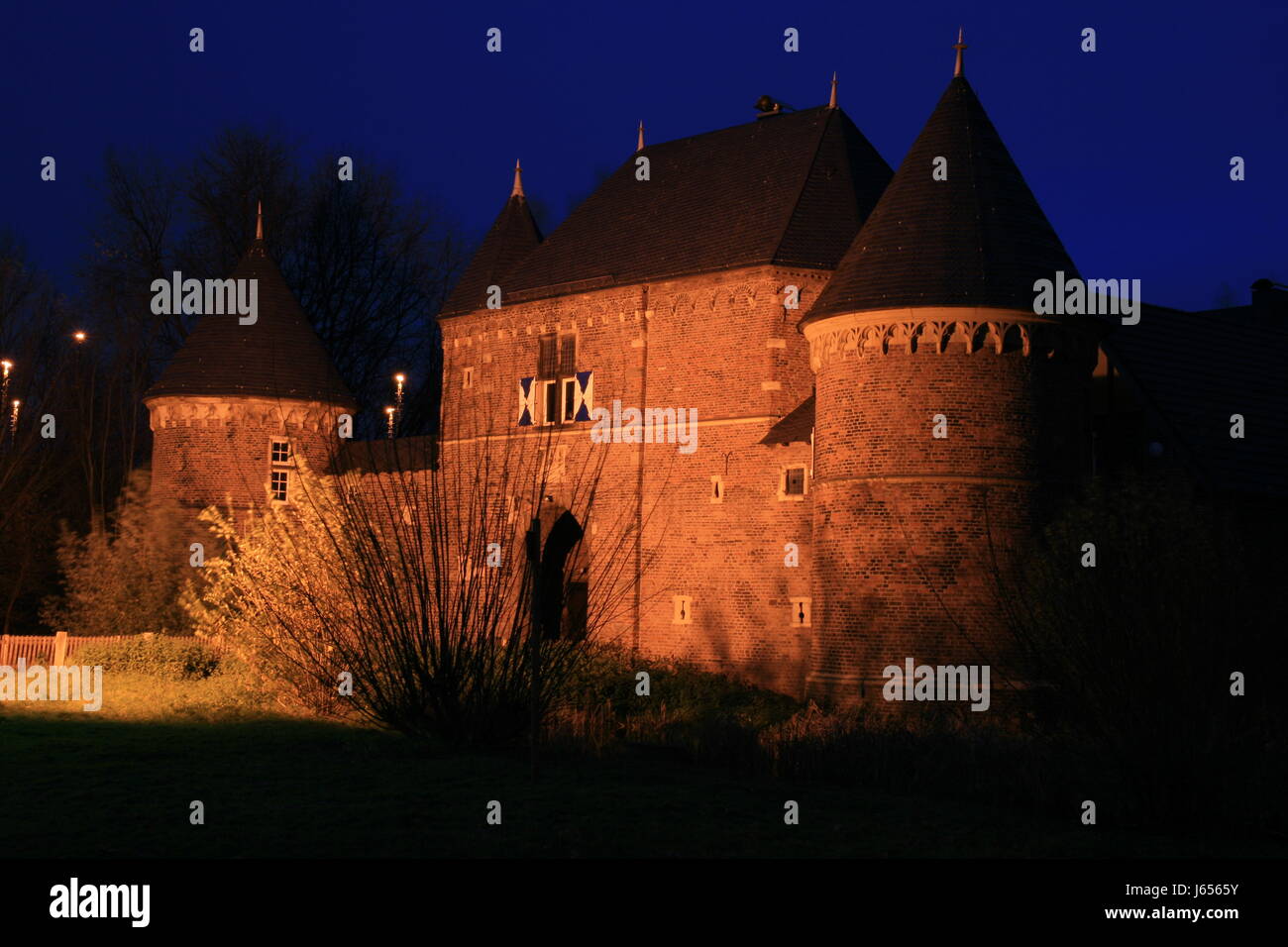 hour blueness chateau castle hour blueness chateau castle vondern blaue burg Stock Photo