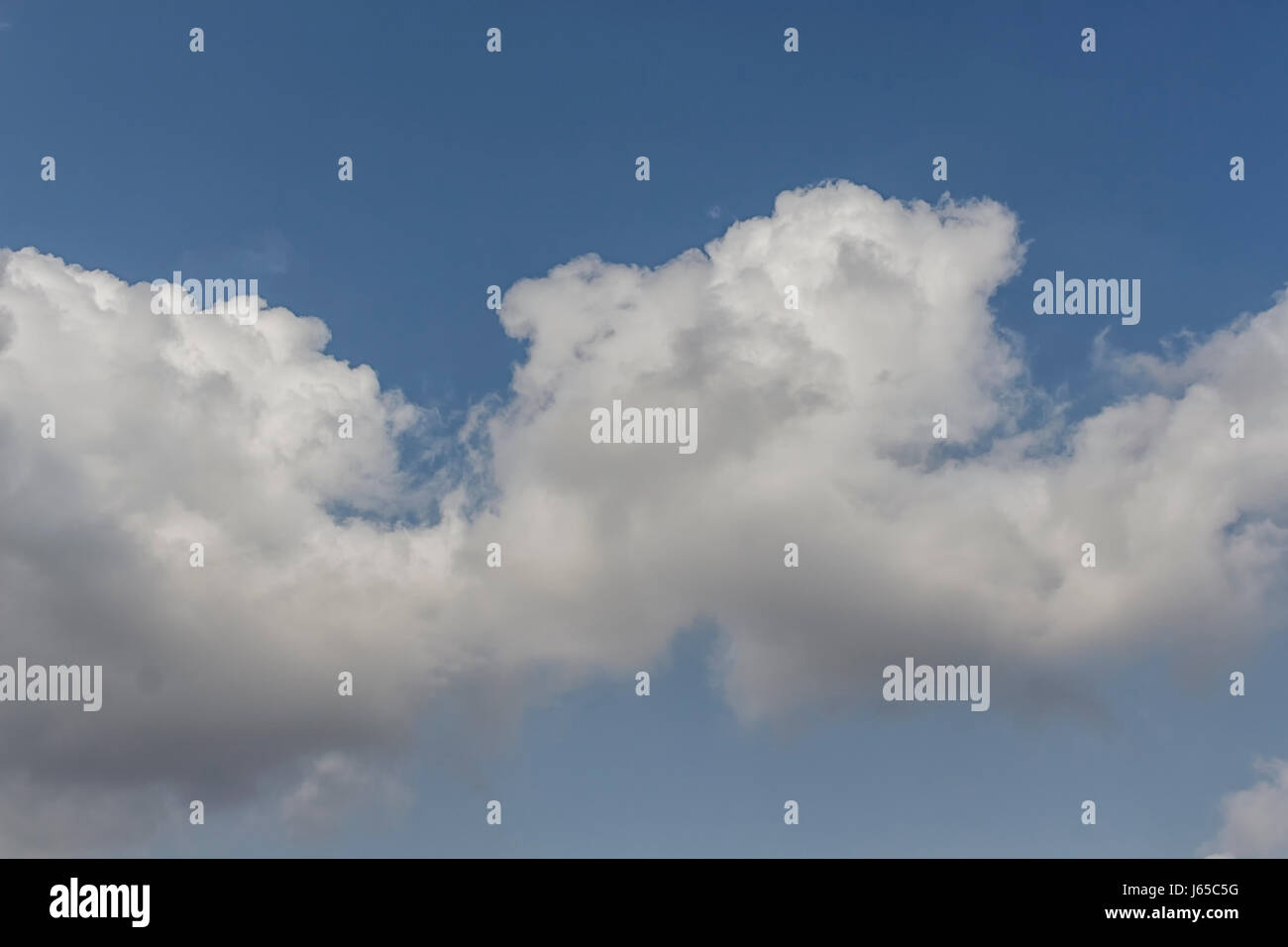 Black white cloud hi-res stock photography and images - Alamy
