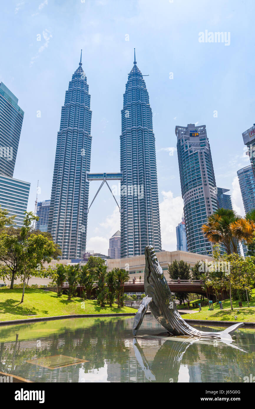 KUALA LUMPUR, MALAYSIA - AUGUST 03: Petronas Twin Towers on August 03, 2016 in Kuala Lumpur, Malaysia. Stock Photo