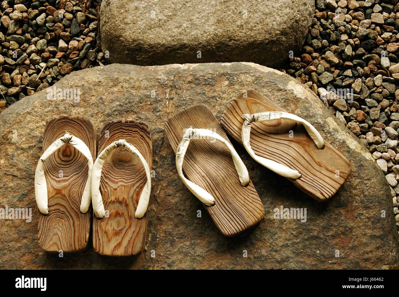 shoes traditional ankle-strap sandal sandals sandal japanese japan