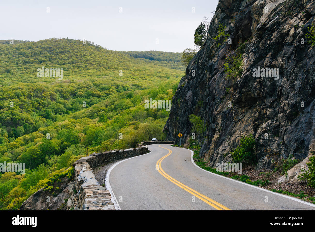 Storm King Highway along the Hudson River, in CornwallOnHudson, New