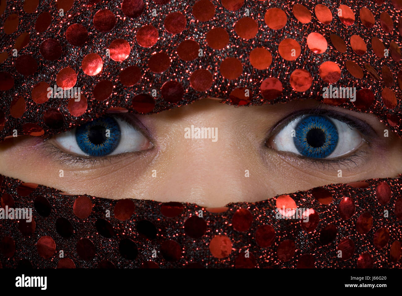 Arabian woman eyes close up hi-res stock photography and images - Alamy