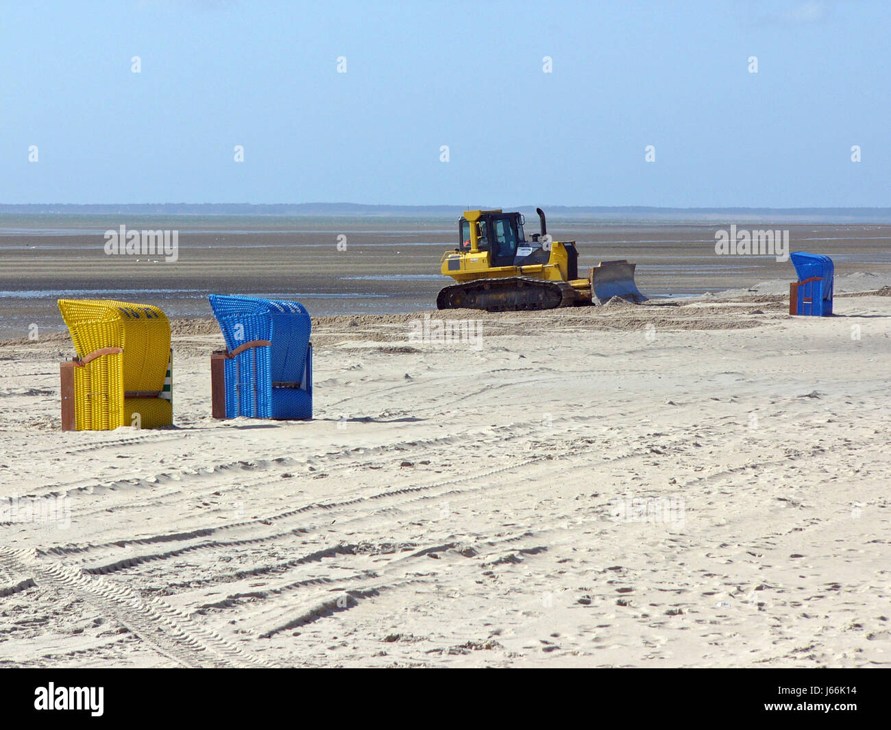 beach seaside the beach seashore watt beach chair low tide bulldozer front-end Stock Photo