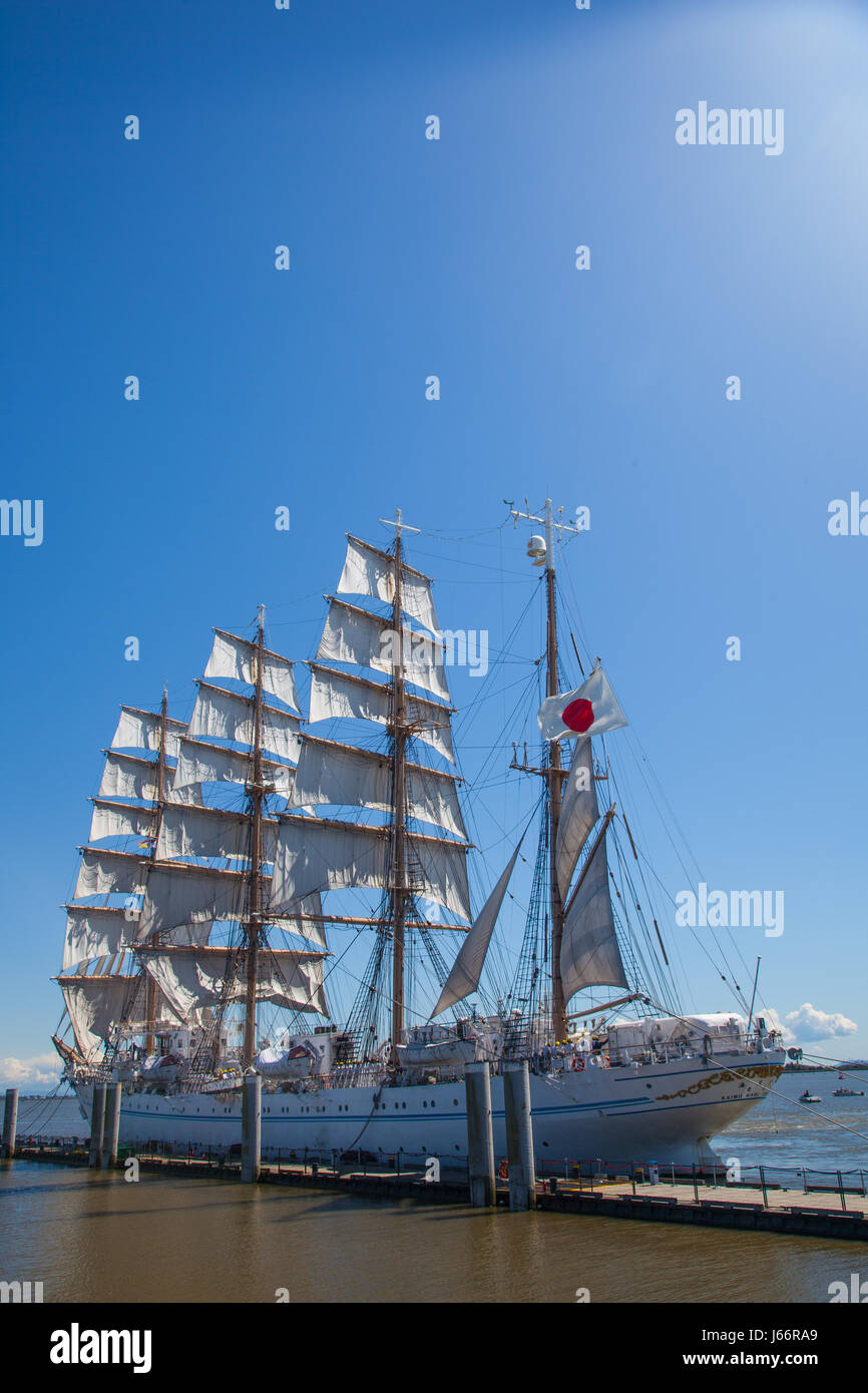 Japanese sail training tall ship Kaiwo Maru Stock Photo Alamy